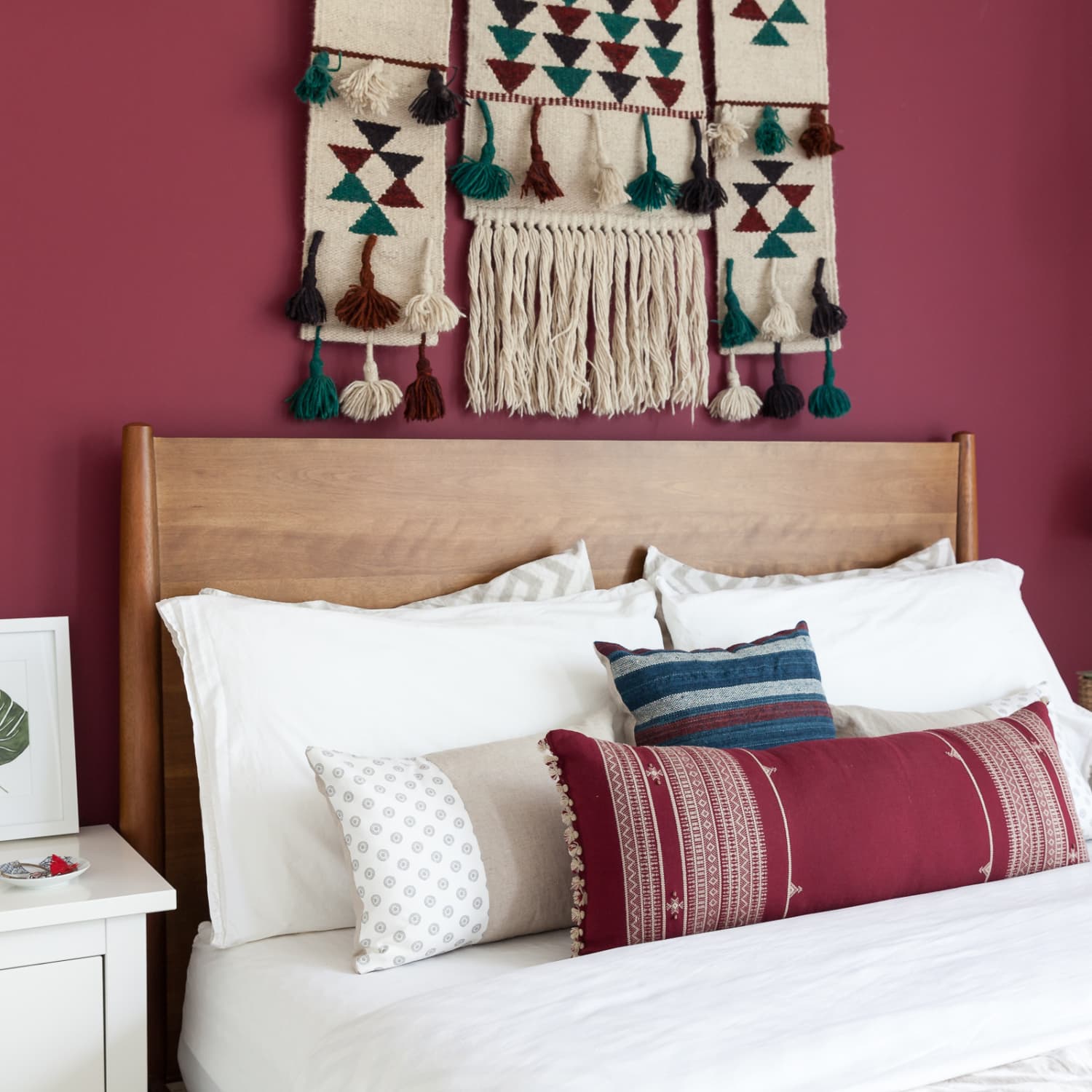 What To Do With All Those Throw Pillows When It S Time For Bed