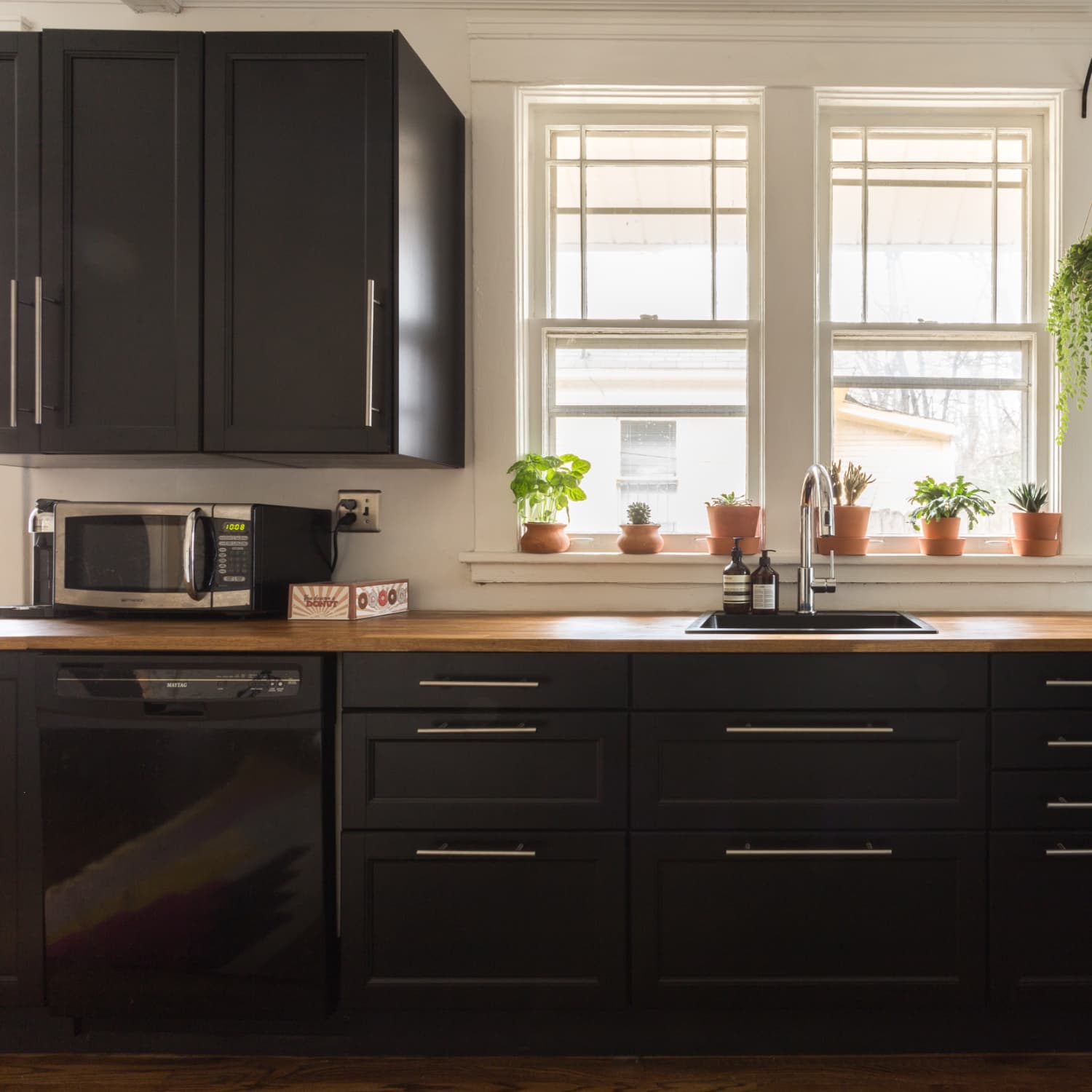 Black Kitchen Sink Pros Cons Apartment Therapy