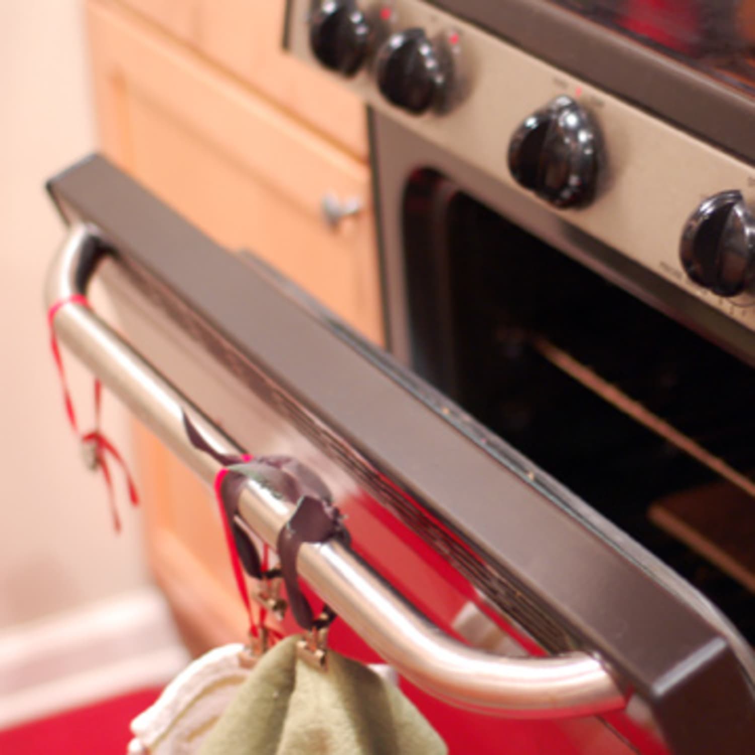 Best Results Broil With The Oven Door Ajar Kitchn