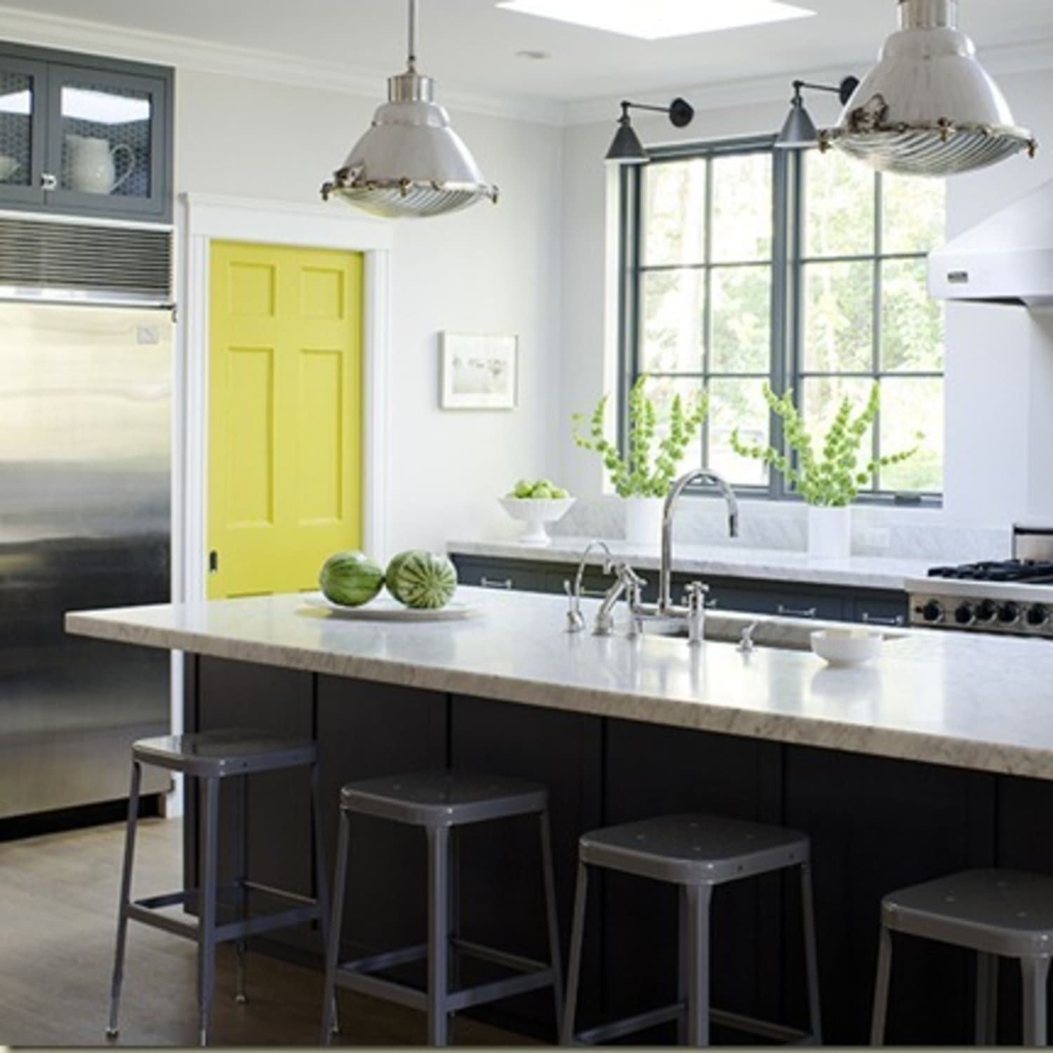 10 Kitchens Without Upper Cabinets Kitchn