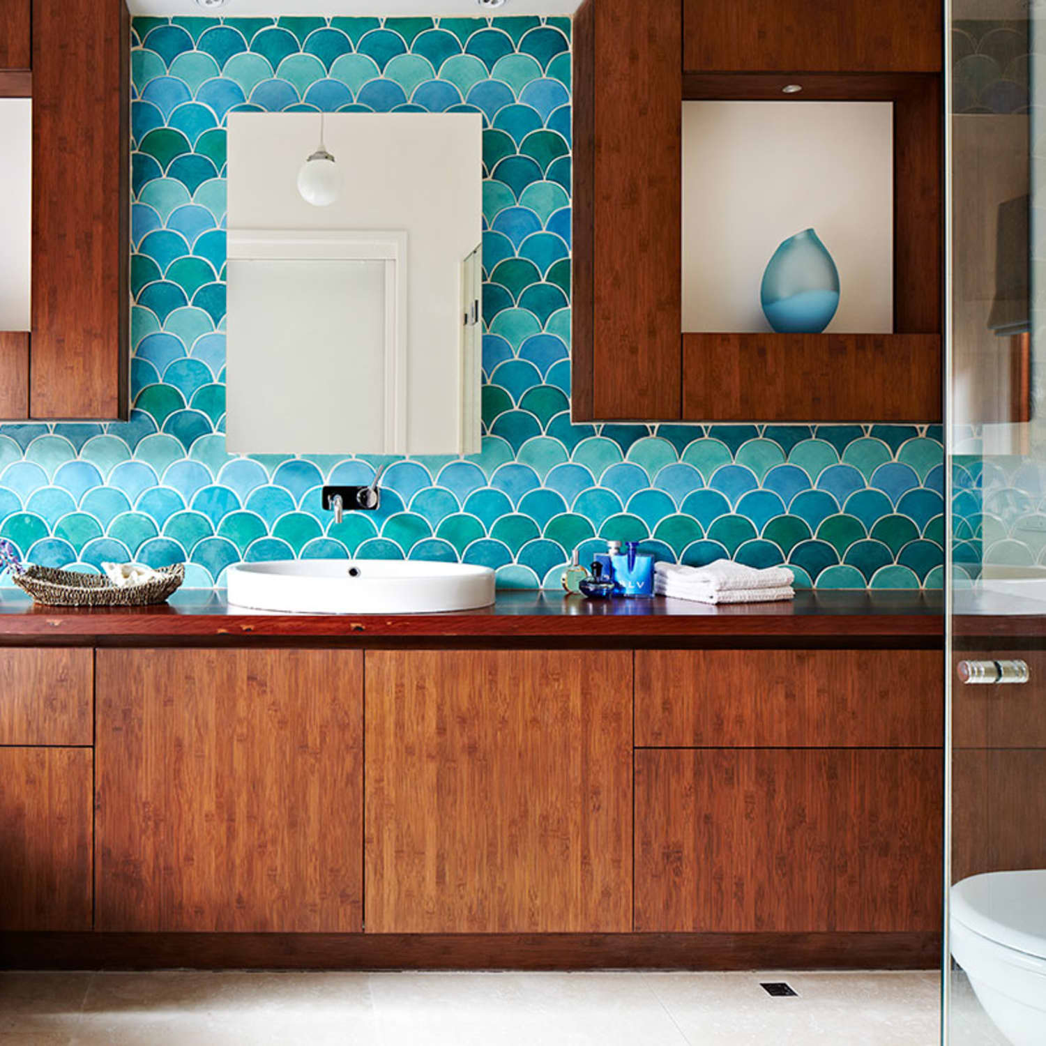 Totally On Trend Fabulous Fish Scale Tiles For The Bath Kitchen Totally On Trend Fabulous Fish Scale Tiles For The Bath Kitchen Apartment Therapy