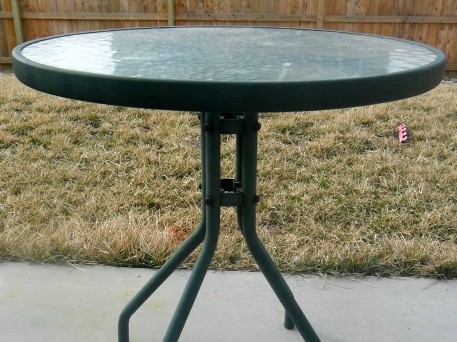 Spray Paint Glass Patio Table
