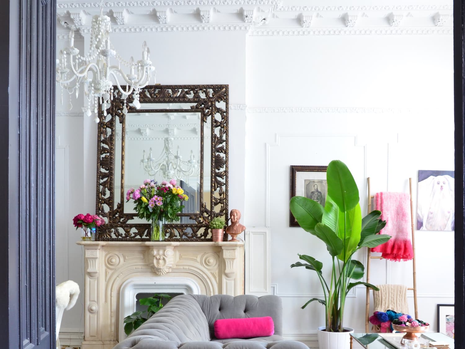 What S The Difference Between A Couch And A Sofa Apartment Therapy