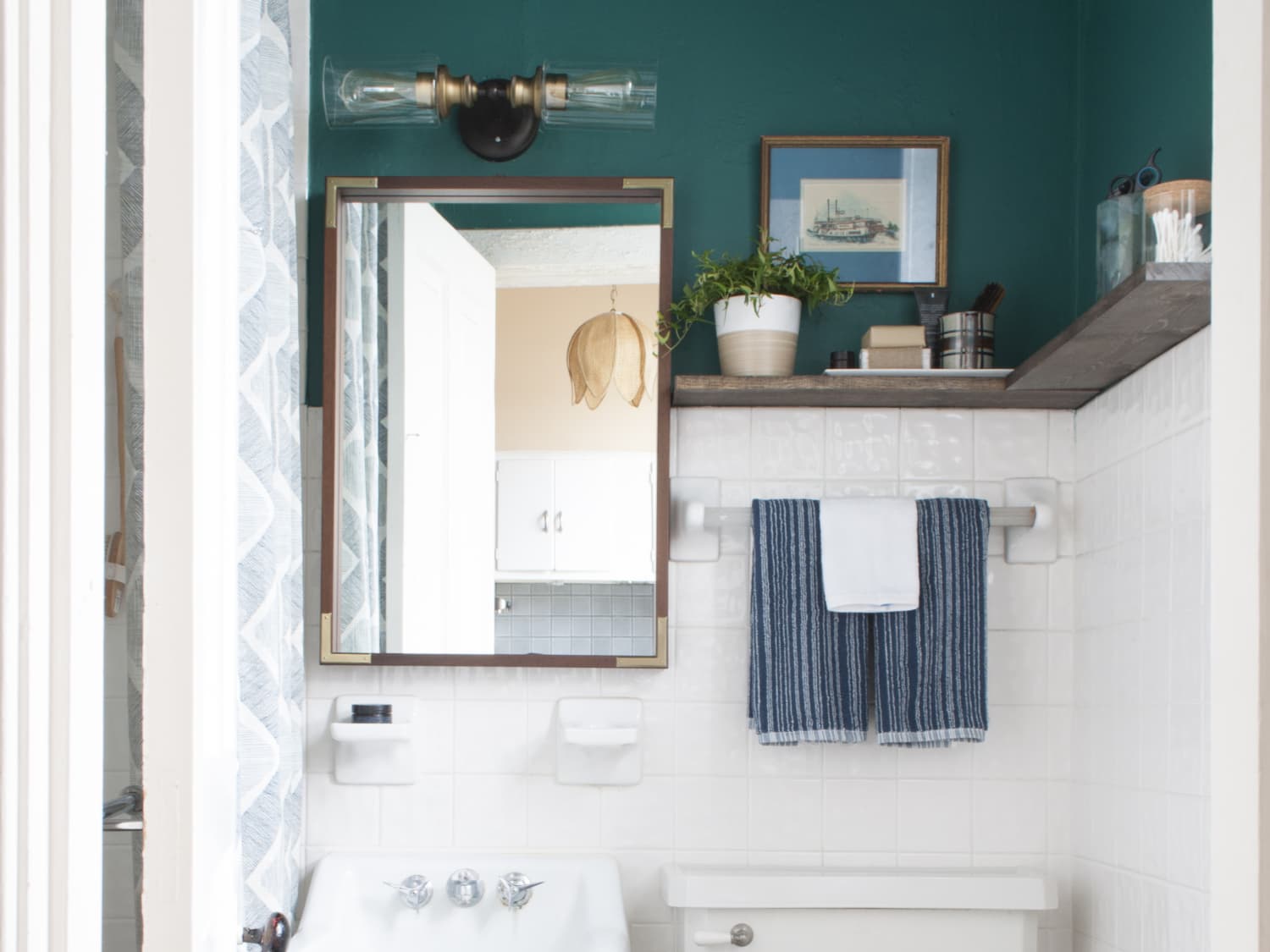 8 Stylish Solutions For Ugly Rental Bathrooms Apartment