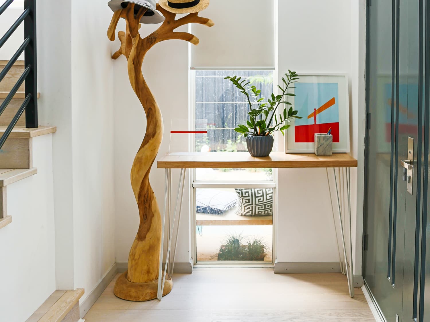 The Best Entryway Tables For Small Foyers Apartment Therapy