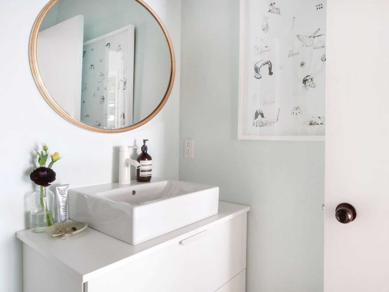 Budget Small Space Bathroom Buys Small Bathroom Ideas