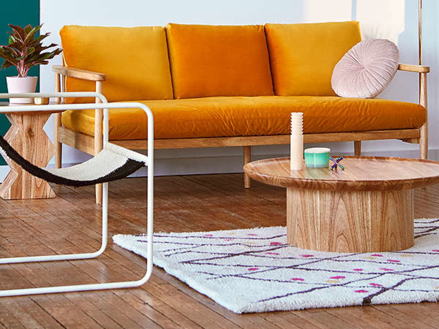 All Sofas At Urban Outfitters Are 100 Off Right Now Apartment Therapy