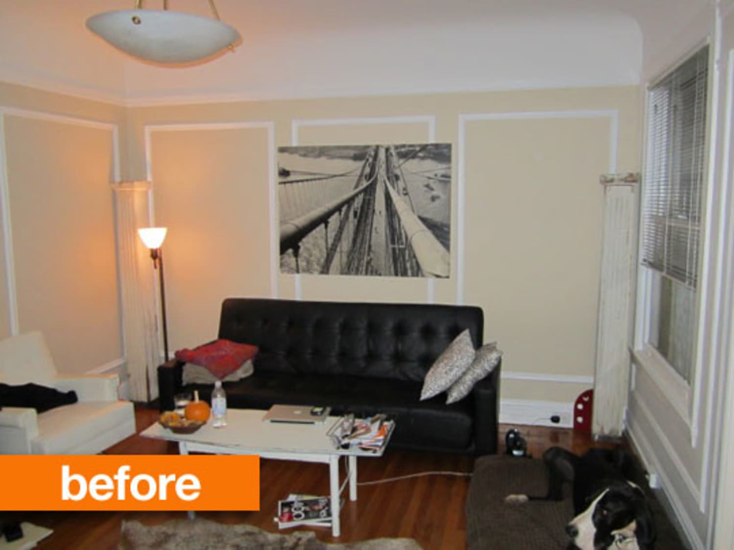 Широкий подоконник в интерьере. Пустая комната. Interior without furniture. Комната в космическом стиле. Интерьер комнаты без мебели.