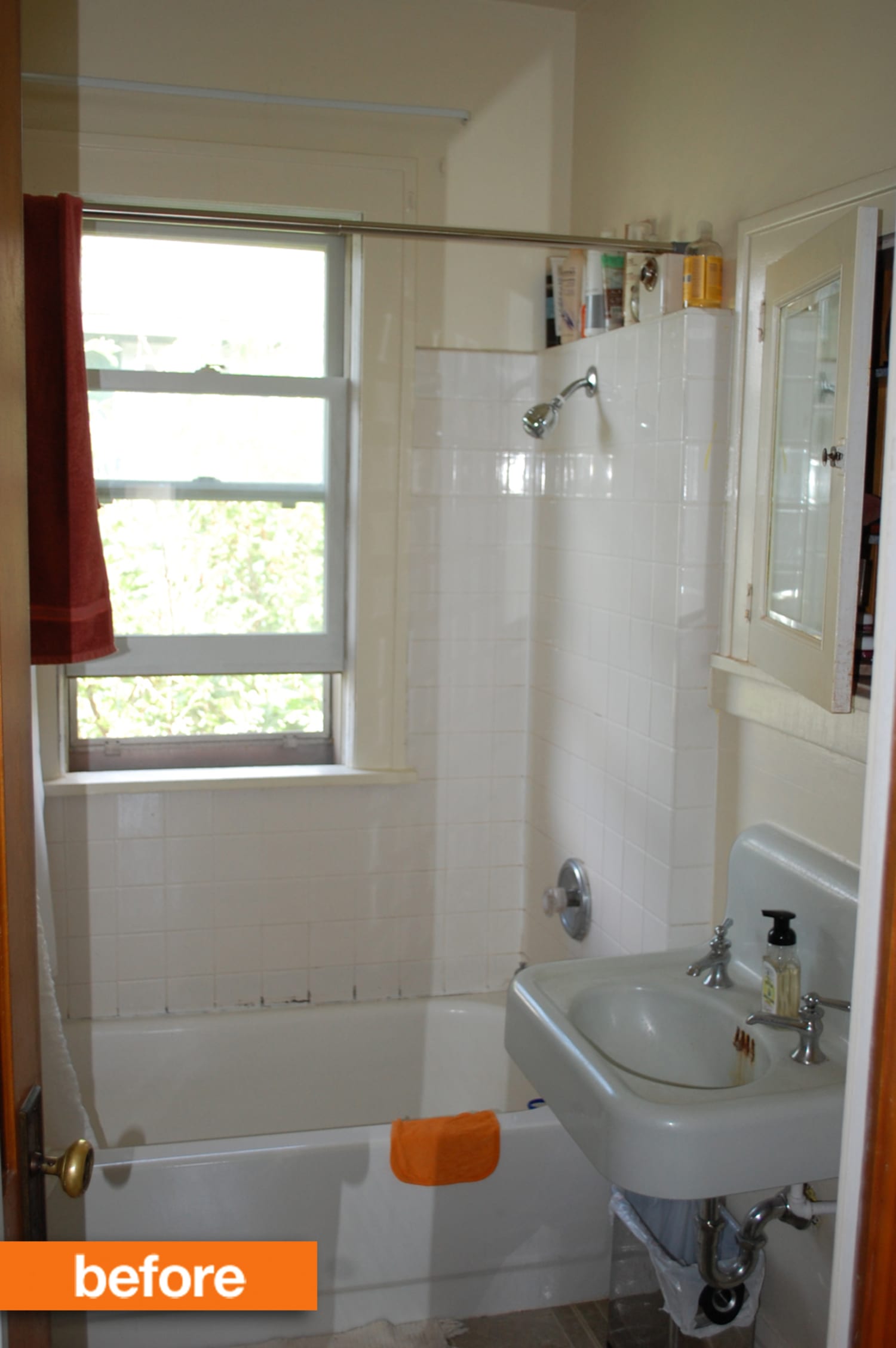 Before & After: A Stylish Bathroom Transformation