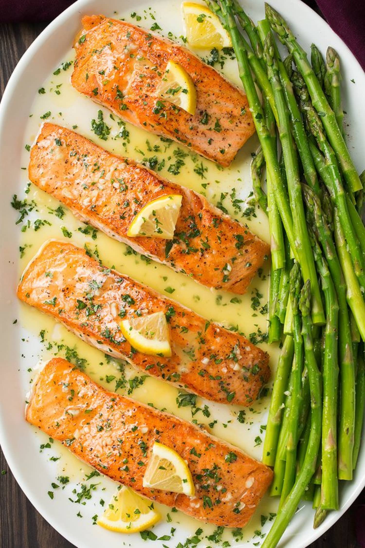 This Salmon with Garlic Lemon Butter Sauce Is Dinner Goals