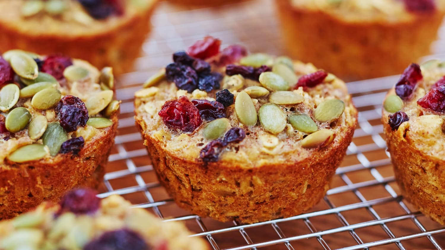 How To Make Tender Baked Oatmeal Cups -image