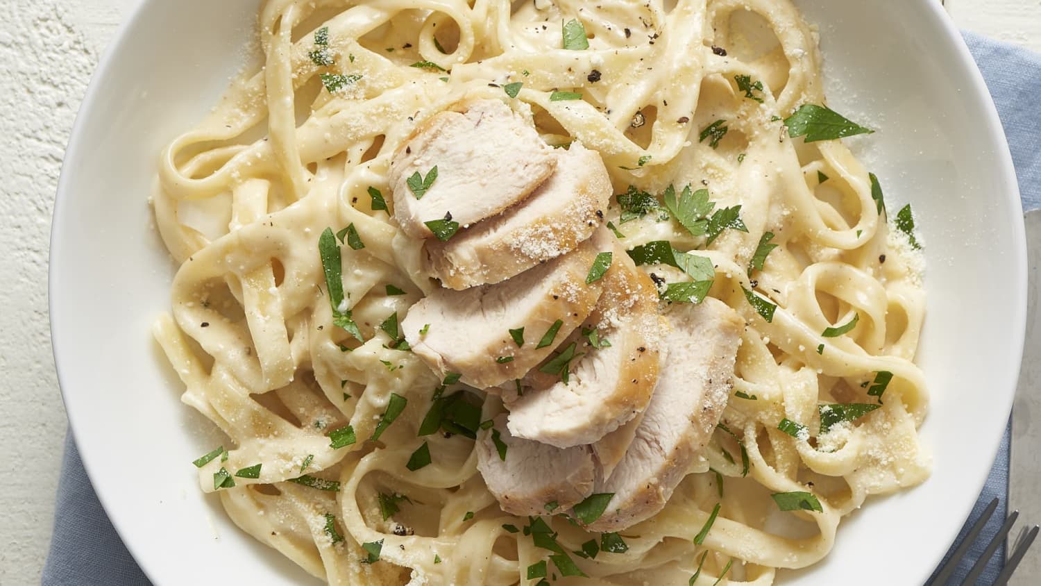 How To Make Chicken Alfredo Pasta-image