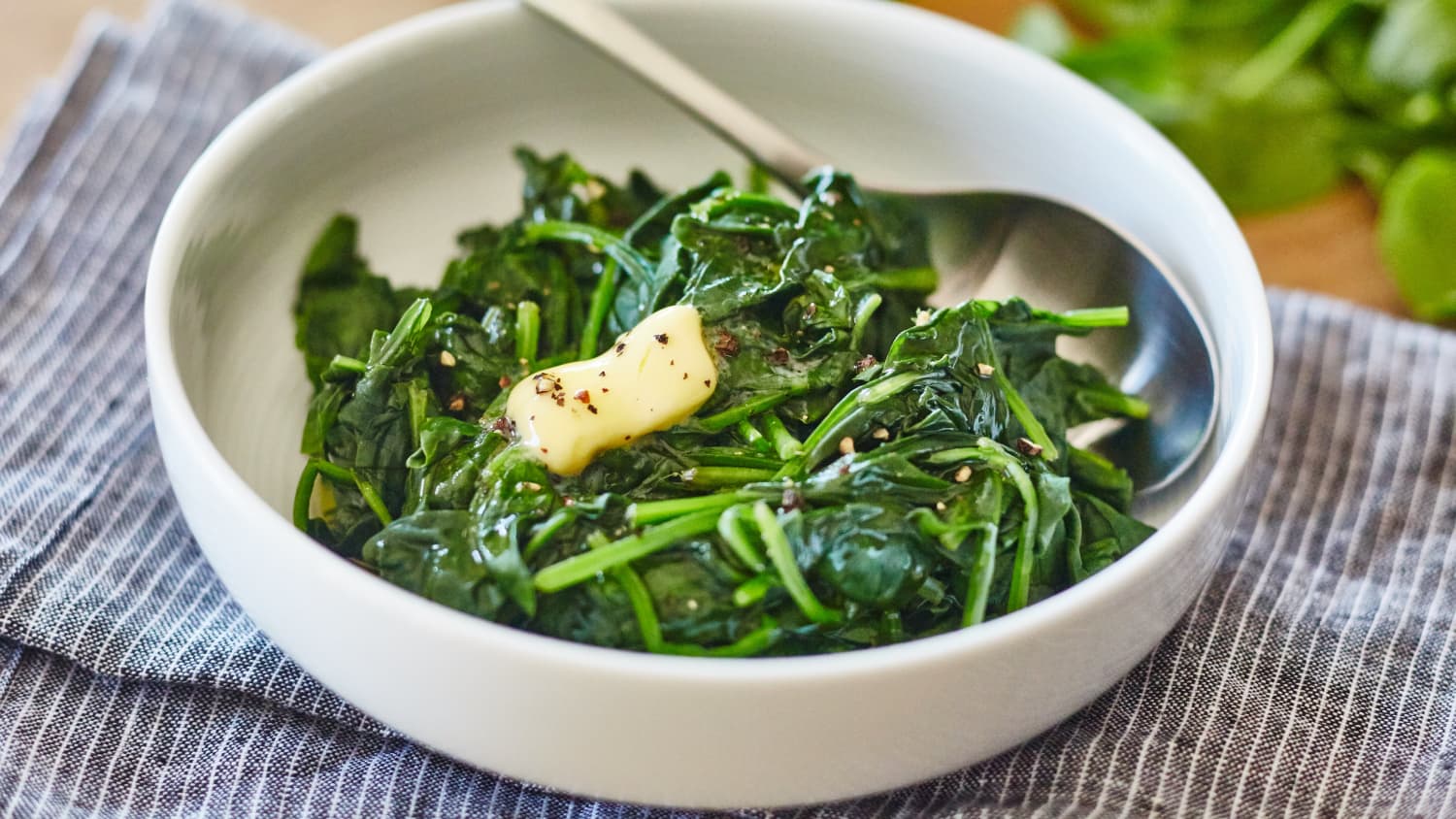 How To Quickly Cook Spinach on the Stovetop