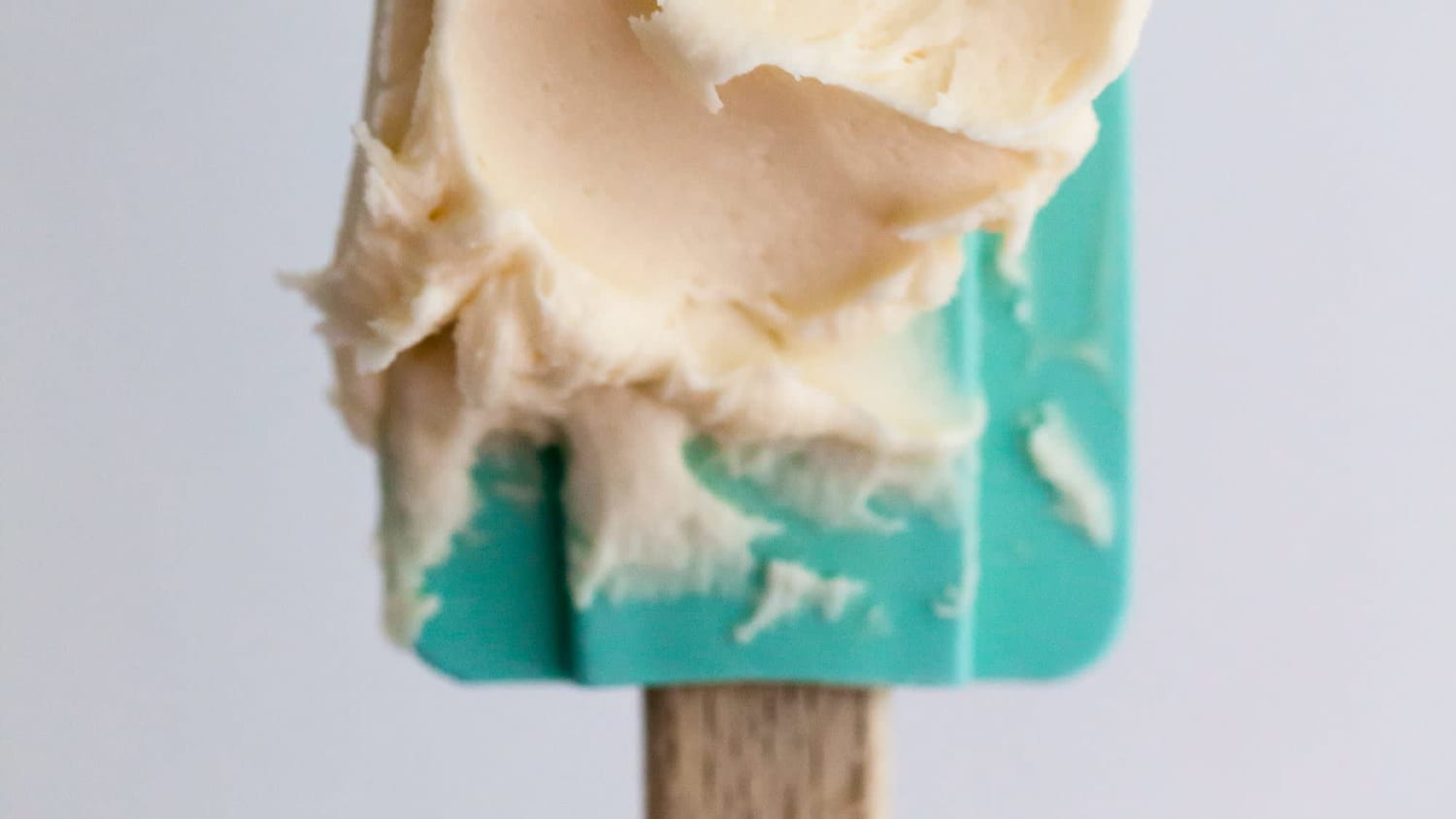 How To Make a Basic Buttercream-image