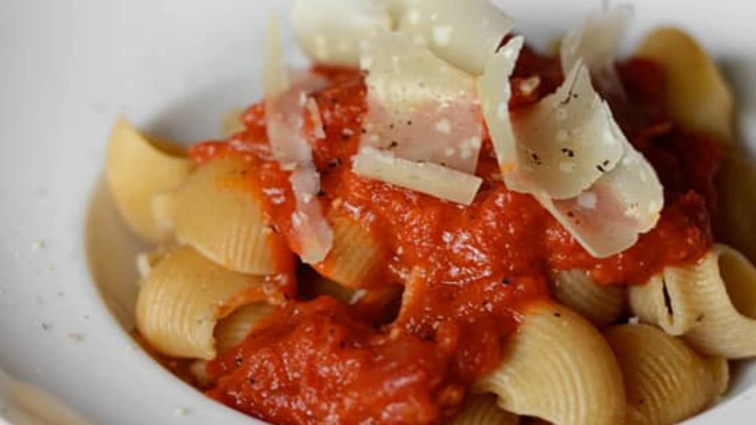 Marcella Hazan's Amazing 4-Ingredient Tomato Sauce-image