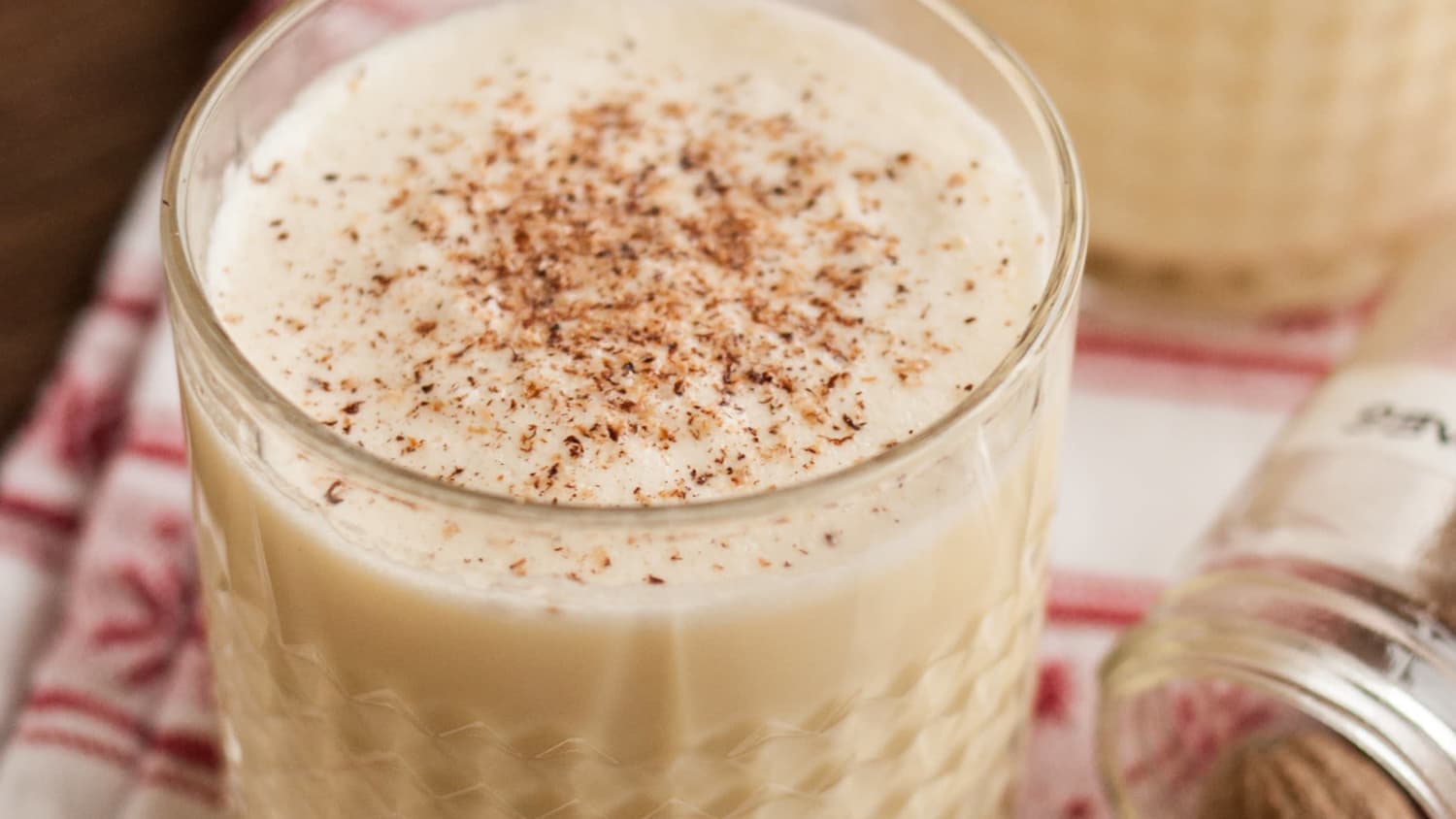 How To Make Homemade Eggnog | Recipe Cart