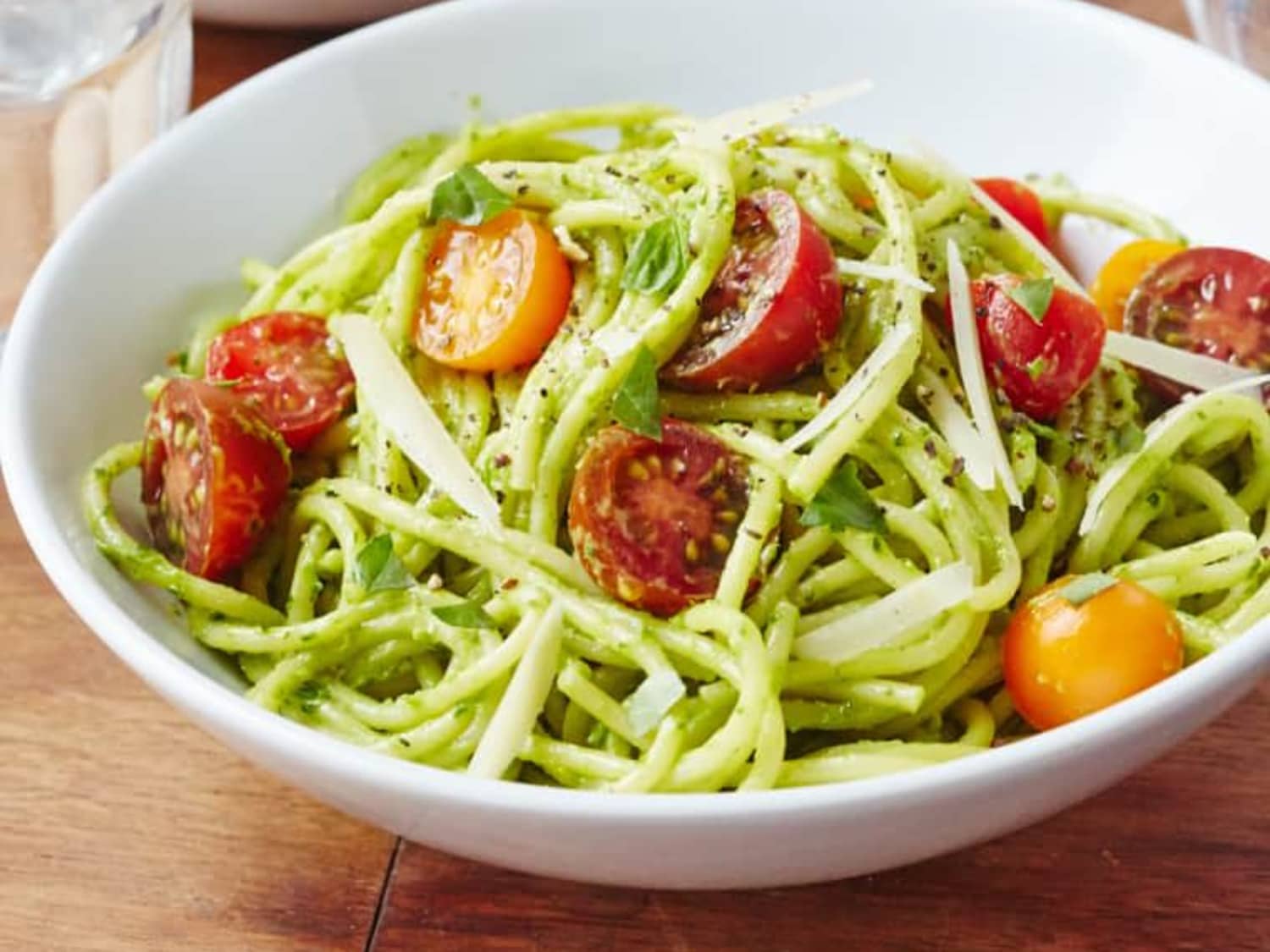 How To Make Creamy Avocado Pasta