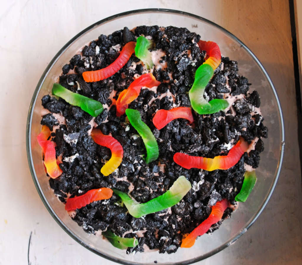 My Favorite Childhood Halloween Treat Dirt Pudding Kitchn