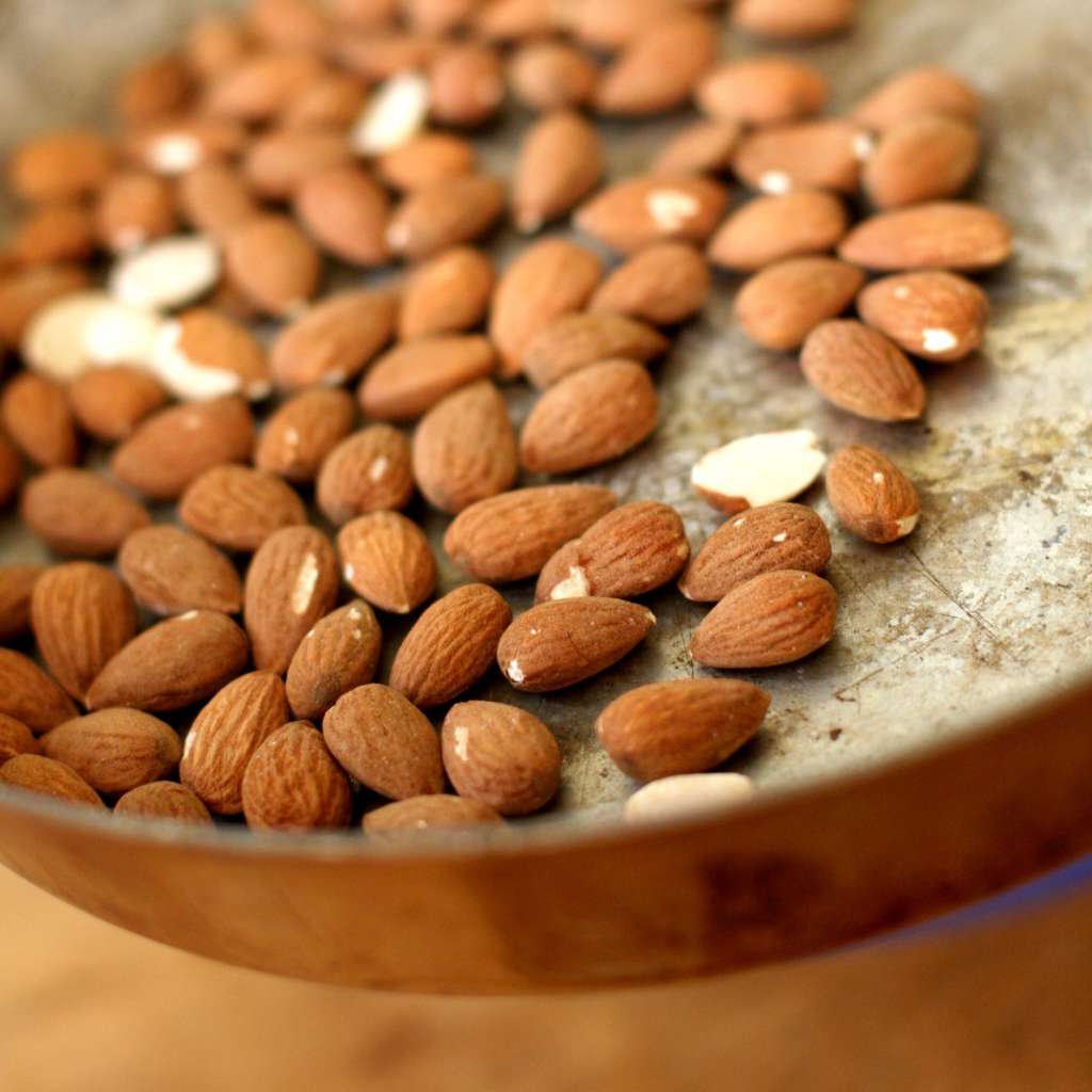 What 100 Calories of Nuts Looks Like | Kitchn