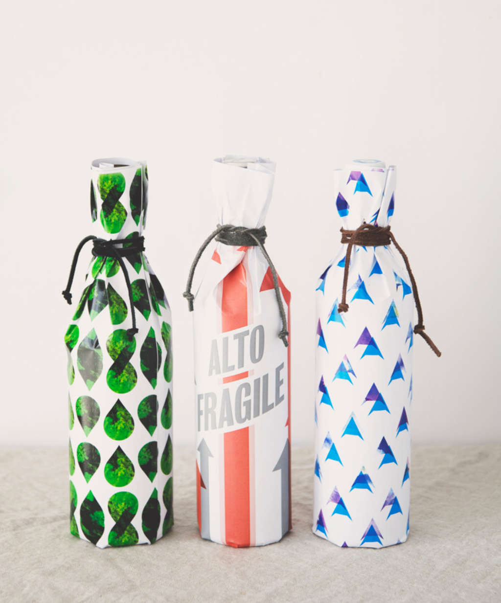 Download Bottle Stock's Wine Wrap Papers: The Perfect Packaging For ... Yellowimages Mockups
