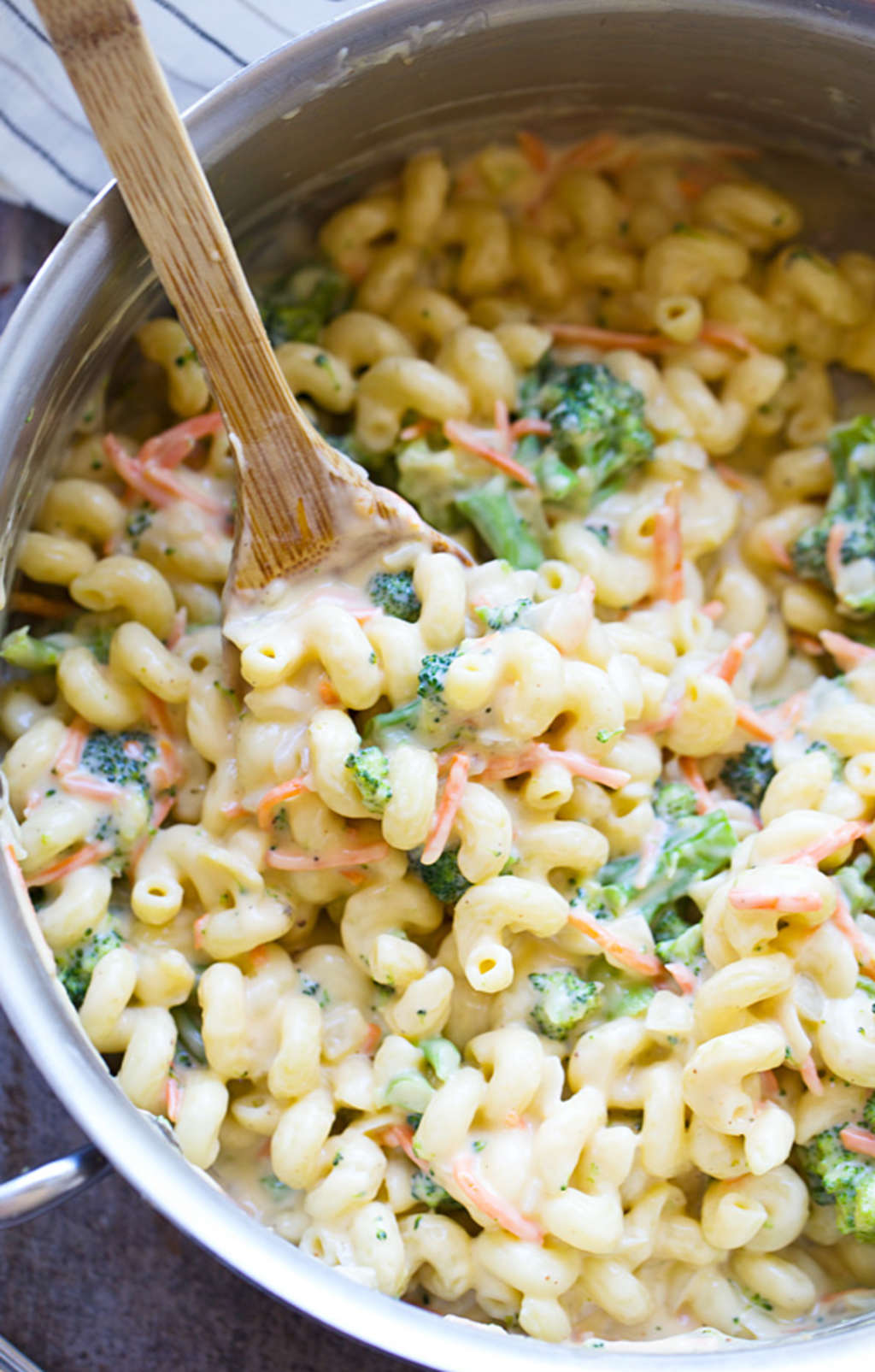 This Mac & Cheese Was Inspired by Broccoli-Cheddar Soup ...