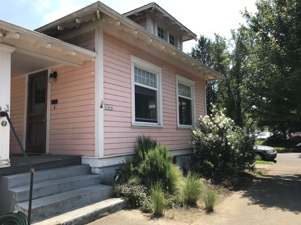 Small Pink Portland House Cottage Apartment Therapy