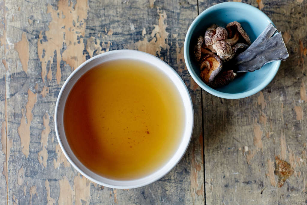 How To Make Kombu Broth (Vegetarian Dashi) | Kitchn
