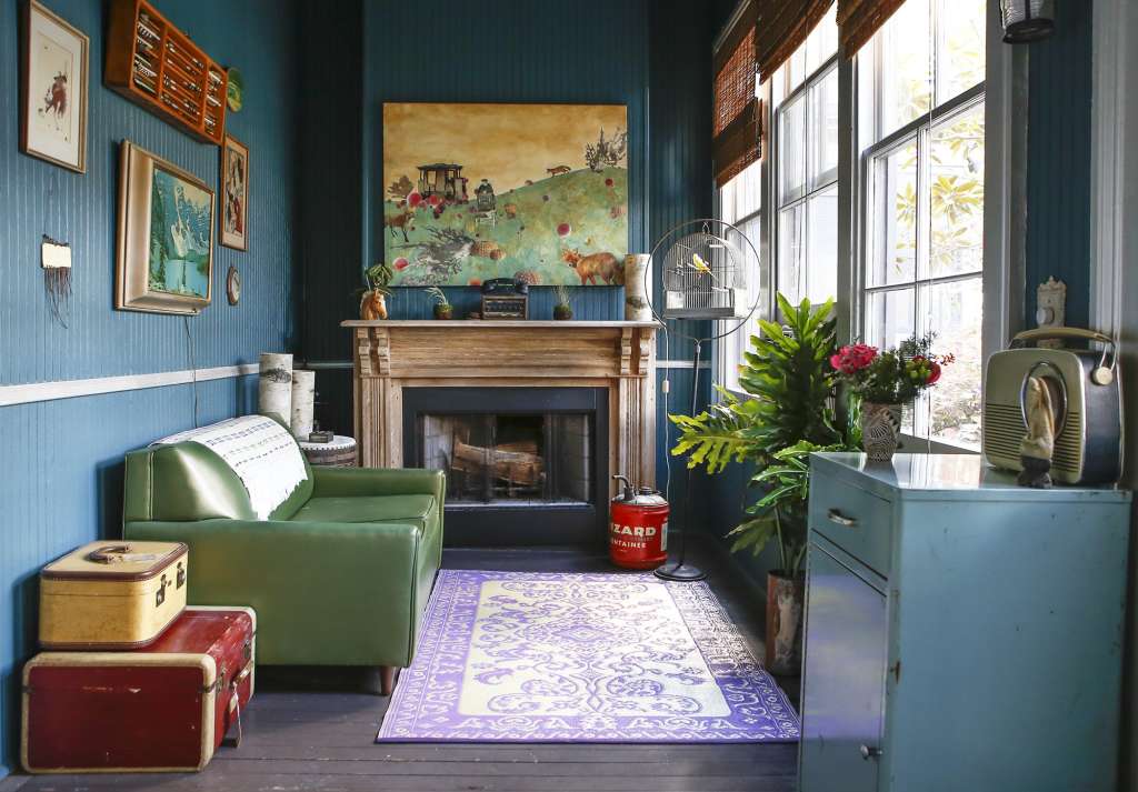 House Tour A Bold And Dramatic New Orleans House