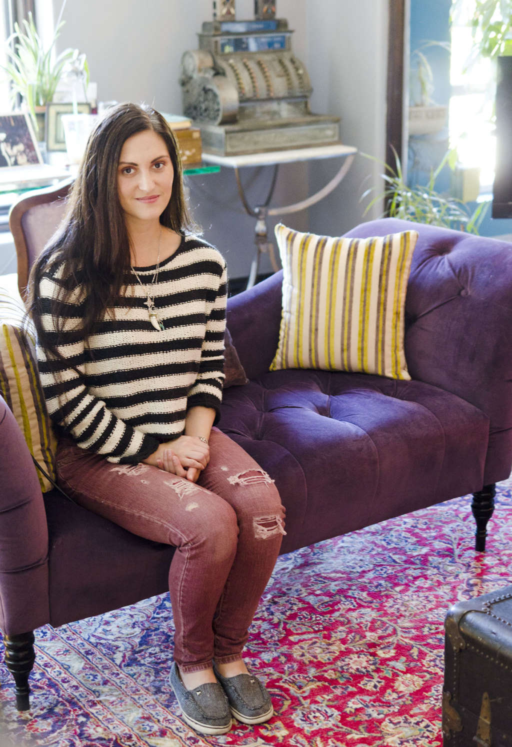 Jennifer S Touch Of Hollywood Glamour Apartment Therapy
