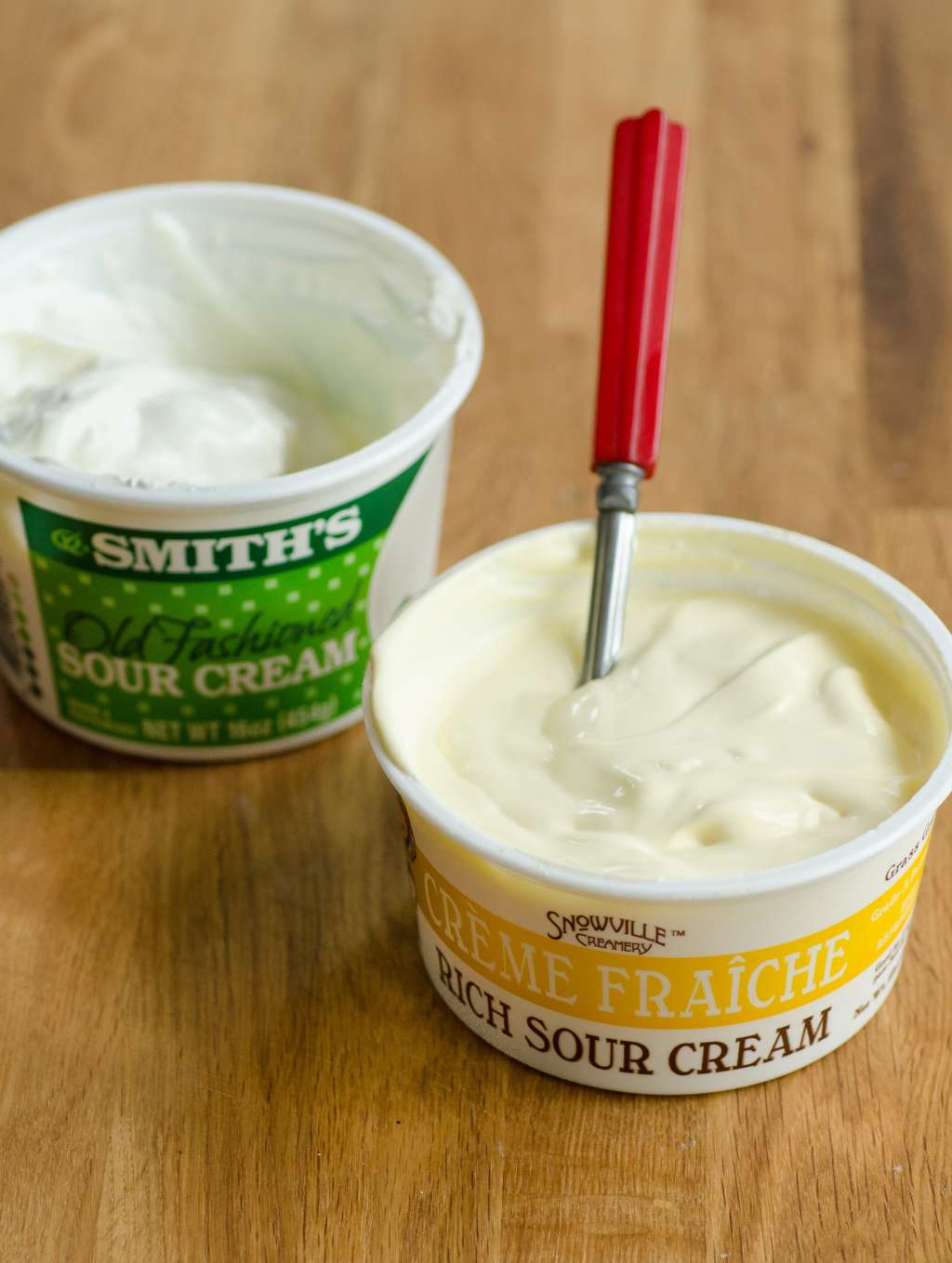 What's the Difference Between Sour Cream and Crème Fraîche ...