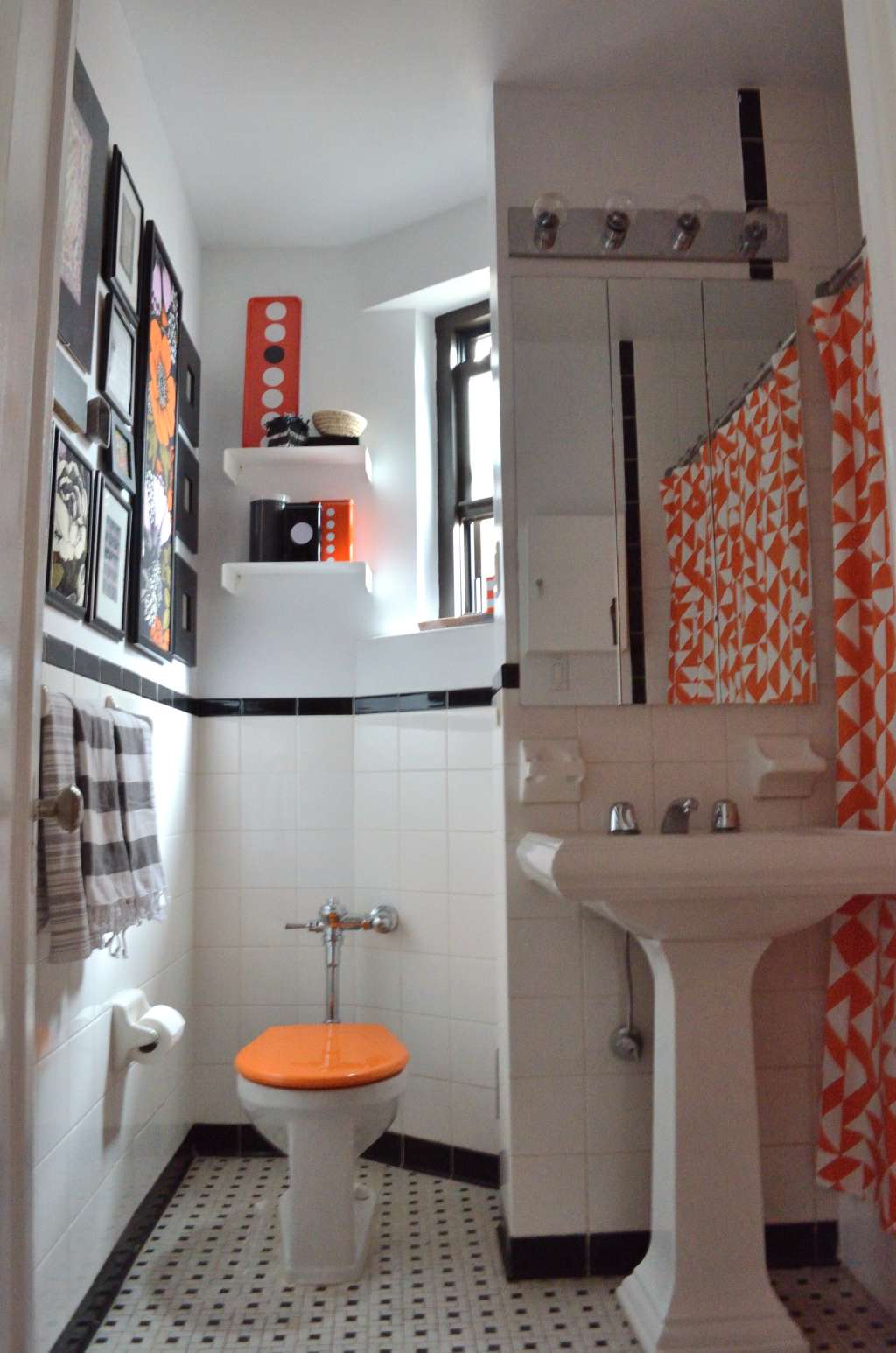 Apartment Therapy Contributor Style: Erin's Own Bathroom ... Apartment Therapy Contributor Style: Erin's Own Bathroom ... on Apartment Bathroom
id=38612