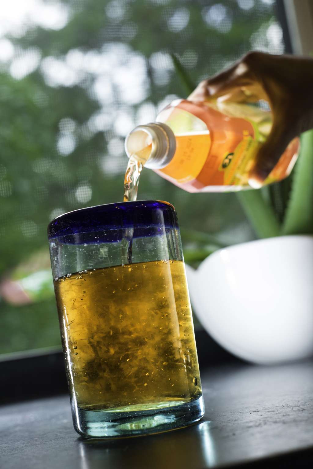 Aloe Vera Water: What Is It and Why Should I Drink It ...
