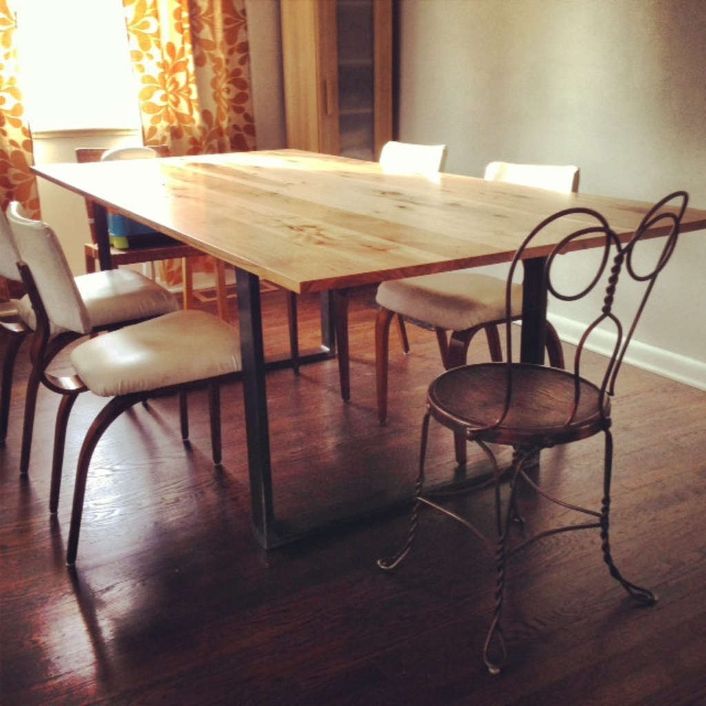 7 Reclaimed & Handmade Wood Dining Table Makers You Should Know About