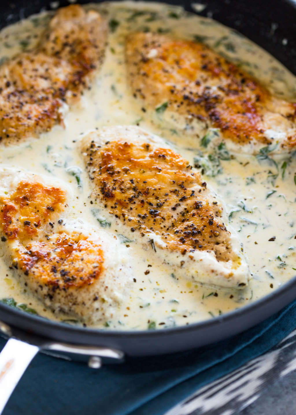 Creamy Garlic Parmesan Chicken Is a Dinner Winner