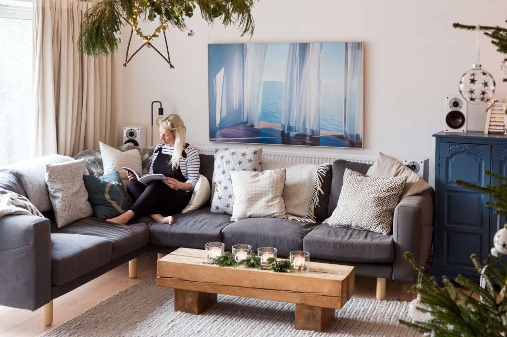 How to Make Your Old Ugly Sofa Look New Again | Apartment ... Give yourself a budget for fun.