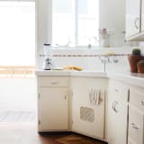 Tour: Roommates Share a Plant-Filled Oakland Apartment | Apartment Therapy