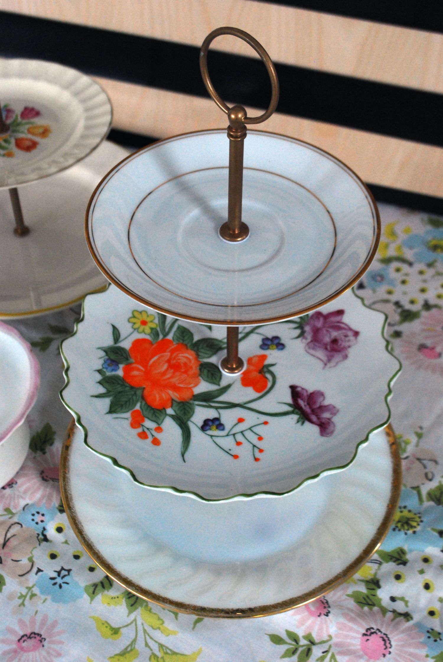 How To Make Your Own DIY Vintage Plate Tiered Dessert