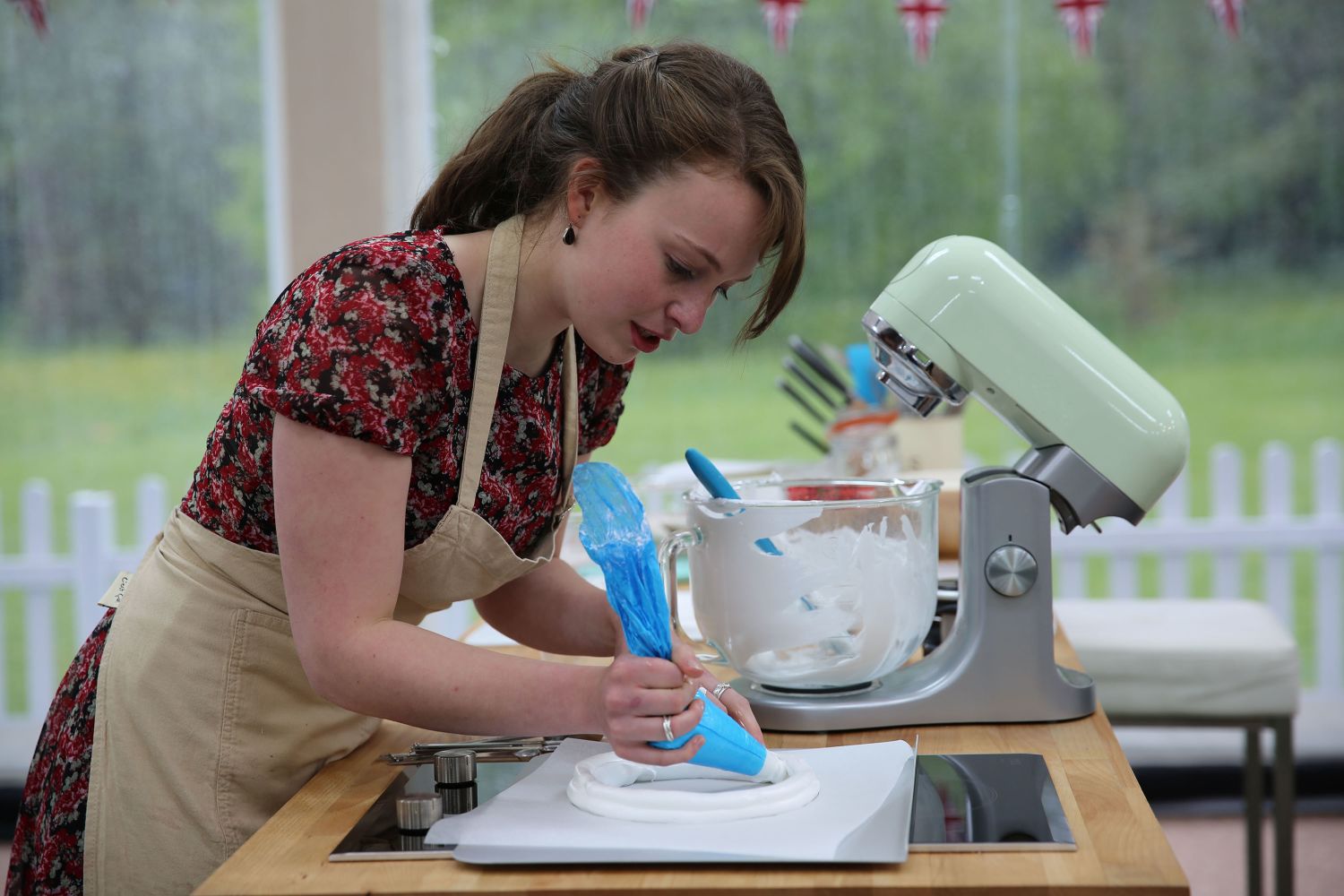 Great British Bake Off Stand Mixer Kitchn