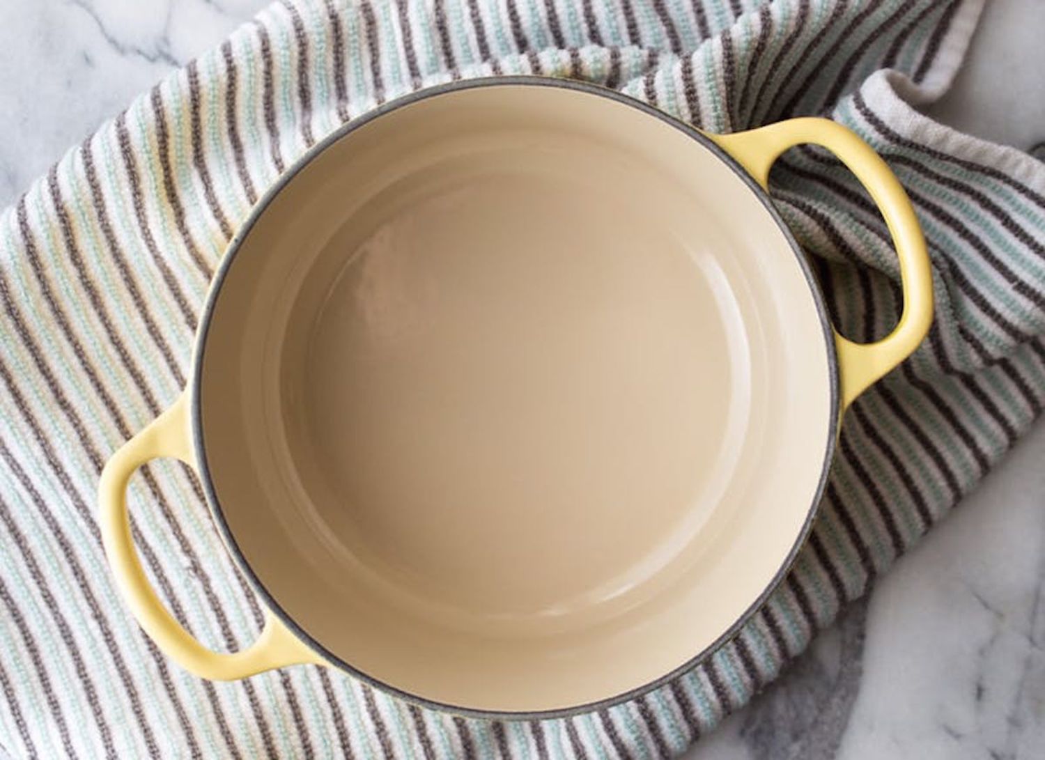 How To Clean Burnt Stains Off Enameled Dutch Oven | Kitchn