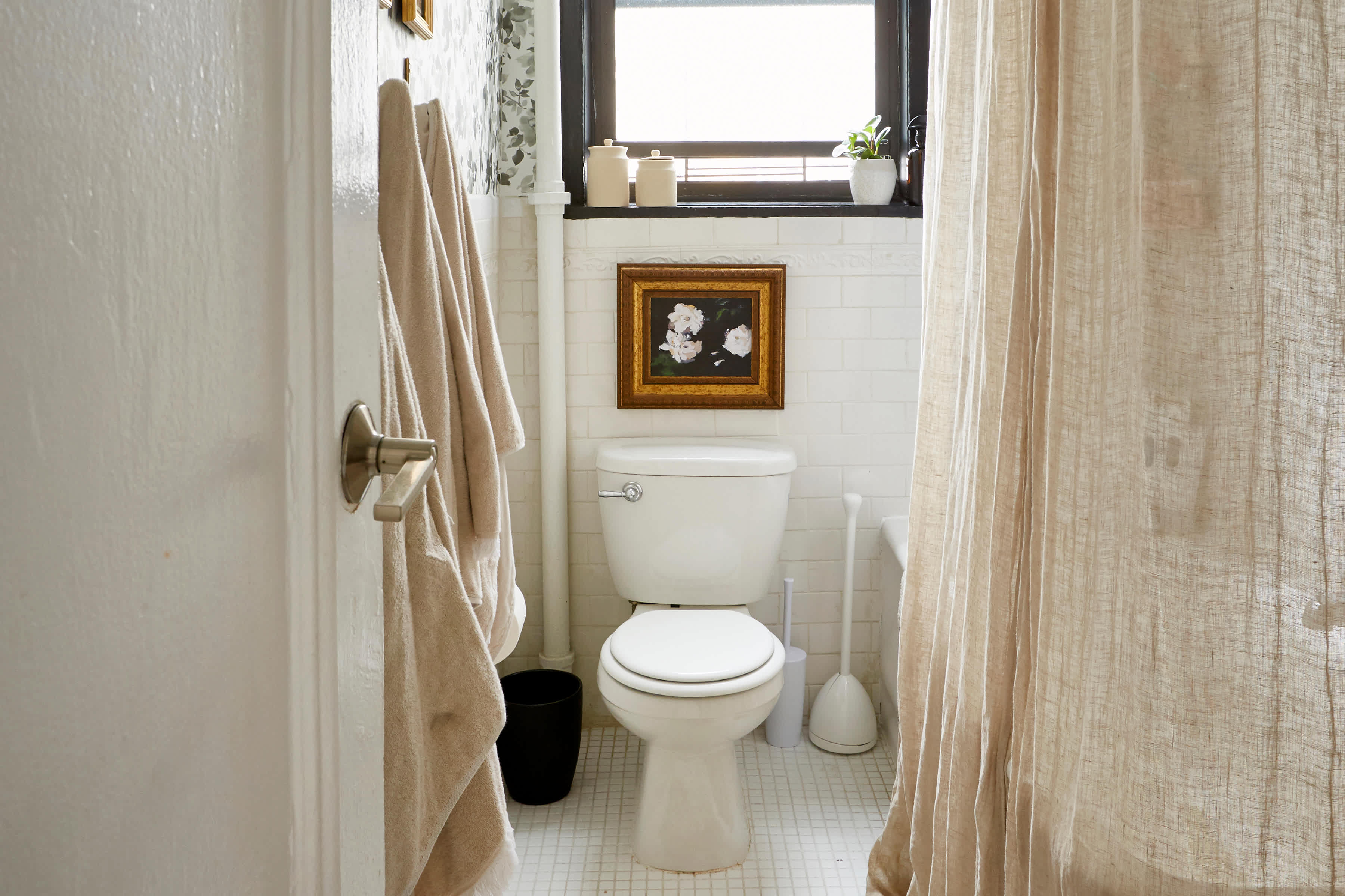 The $10 IKEA Find That Creates Instant Storage in Any Bathroom