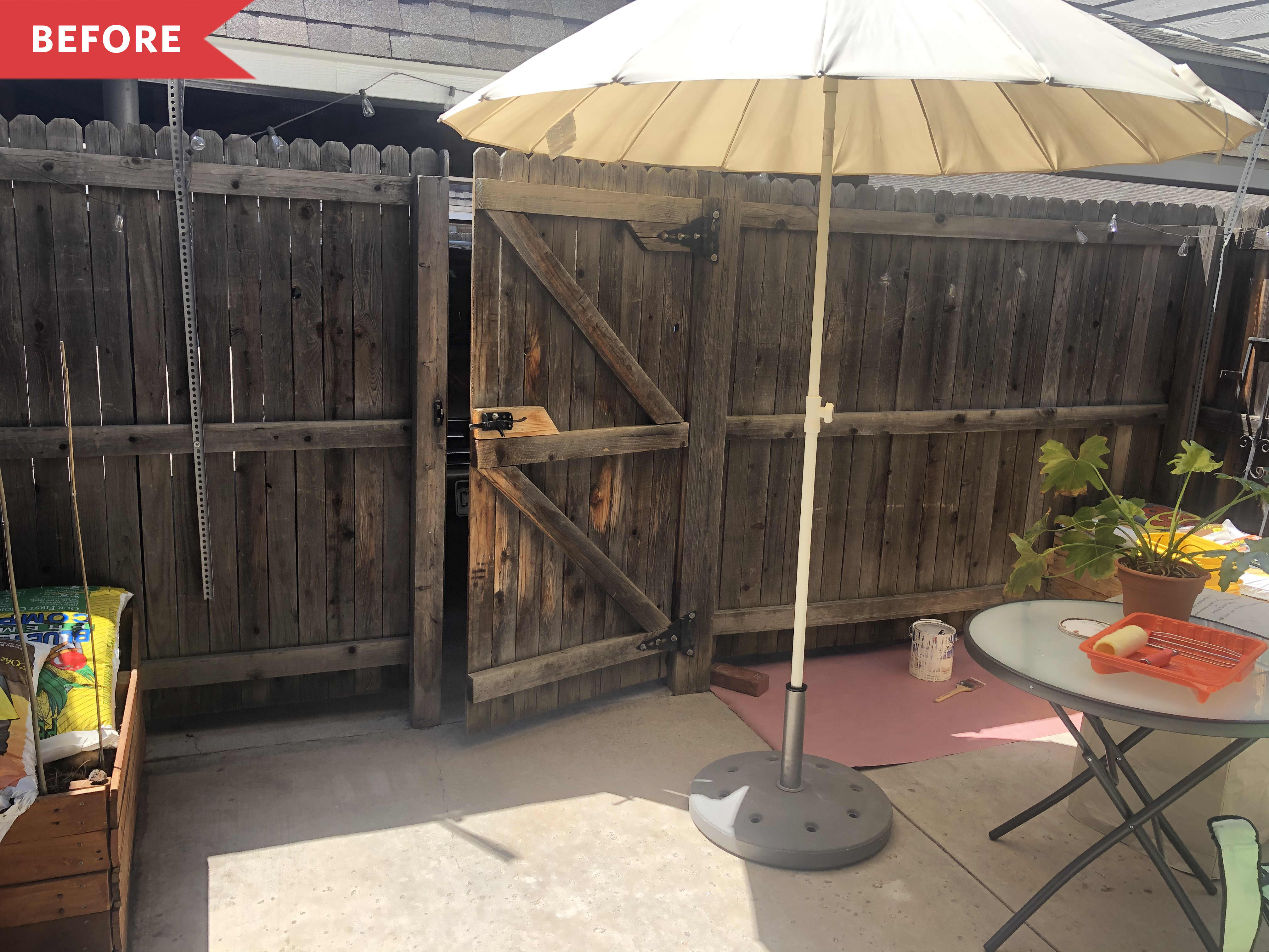 This Uninviting Fence Got a Surprisingly Bold $130 Makeover
