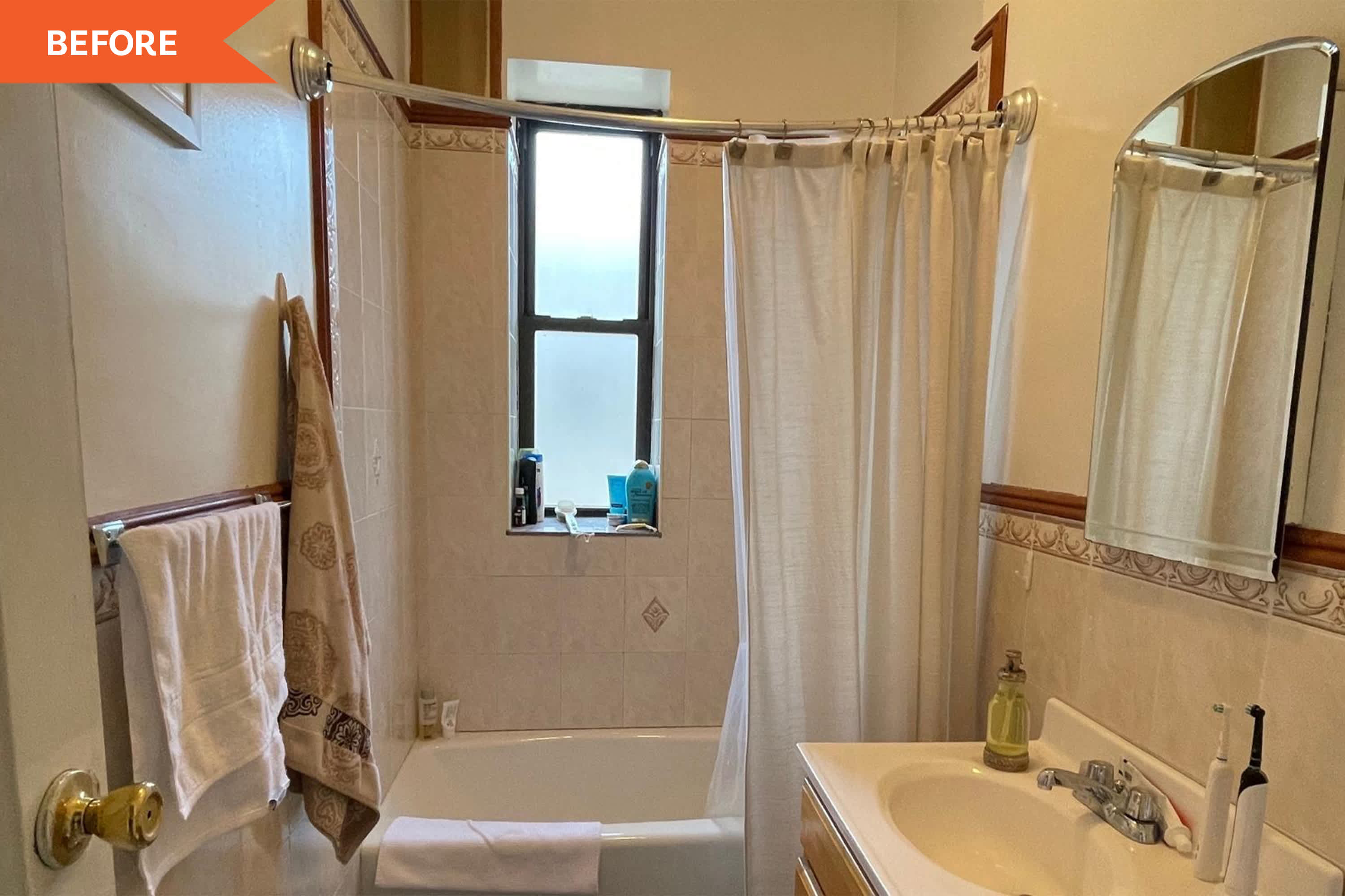 A Renter’s $125 Bathroom Makeover Looks So Custom