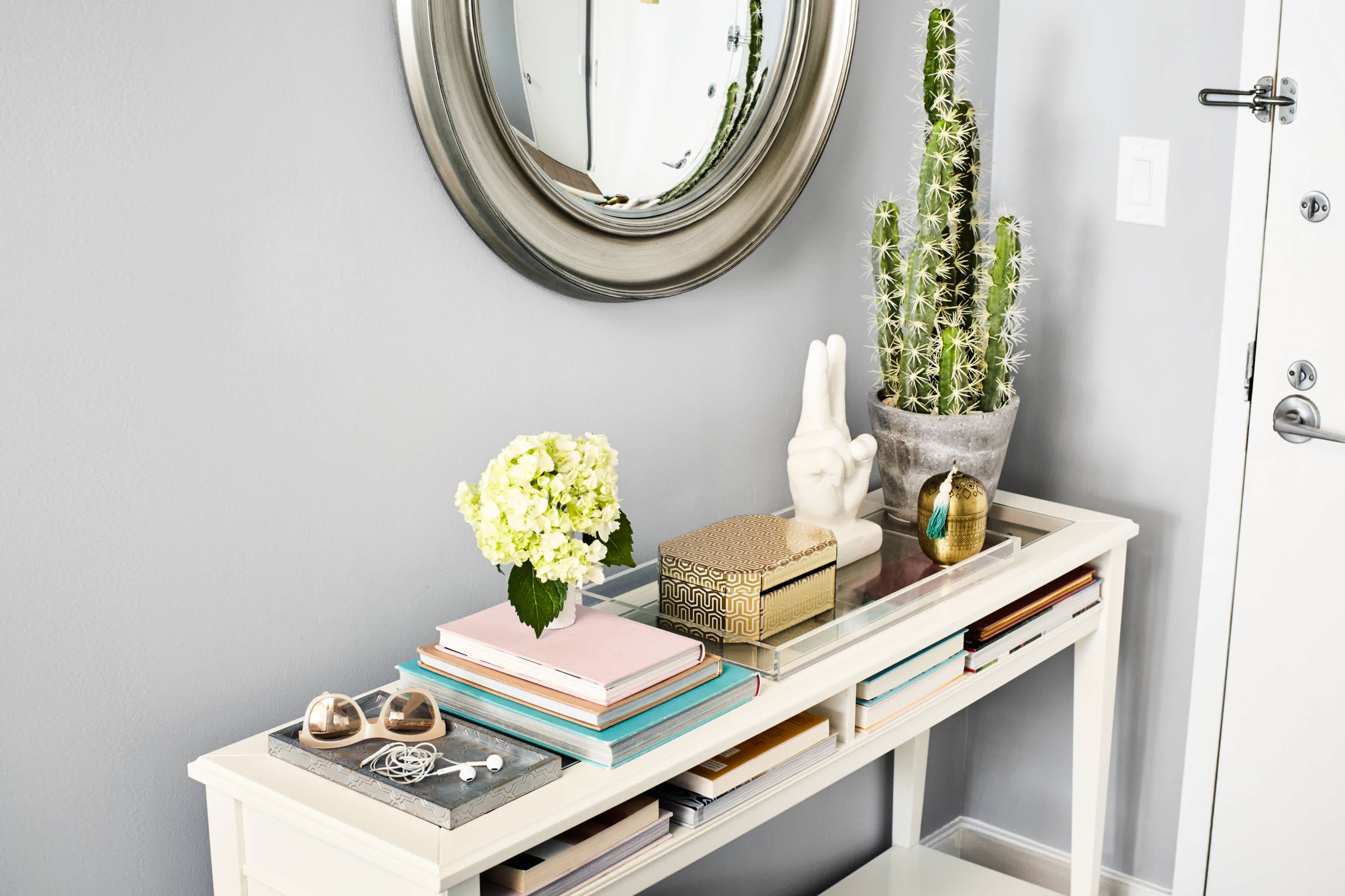 The $30 Find That Made Me Ditch a Traditional Wallet for Good