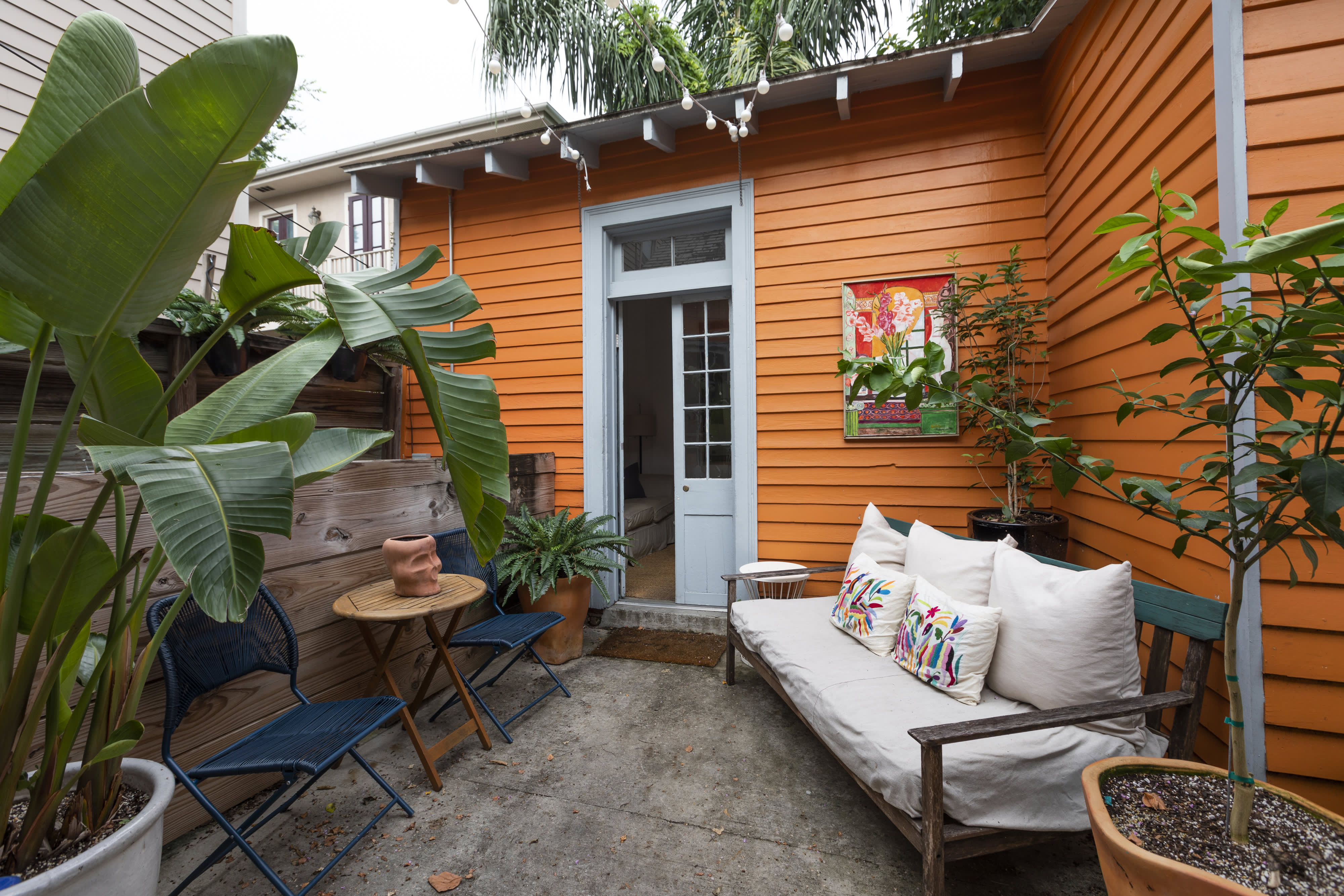 If You Don't Want to Spend $100+ on a Patio Set, I Just Found an Amazing Deal