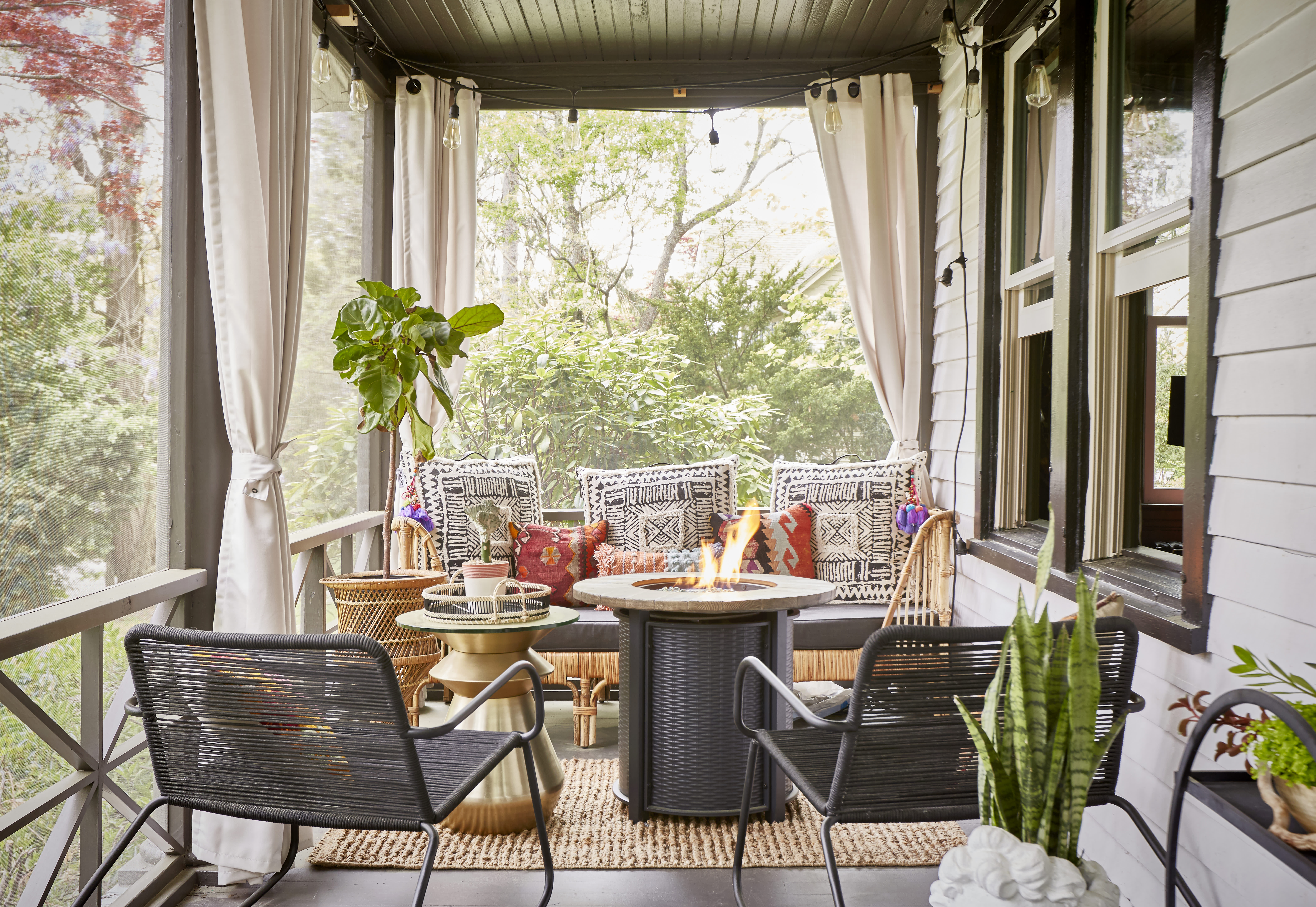 The 7 Best Front Porch Makeovers We’ve Ever Seen