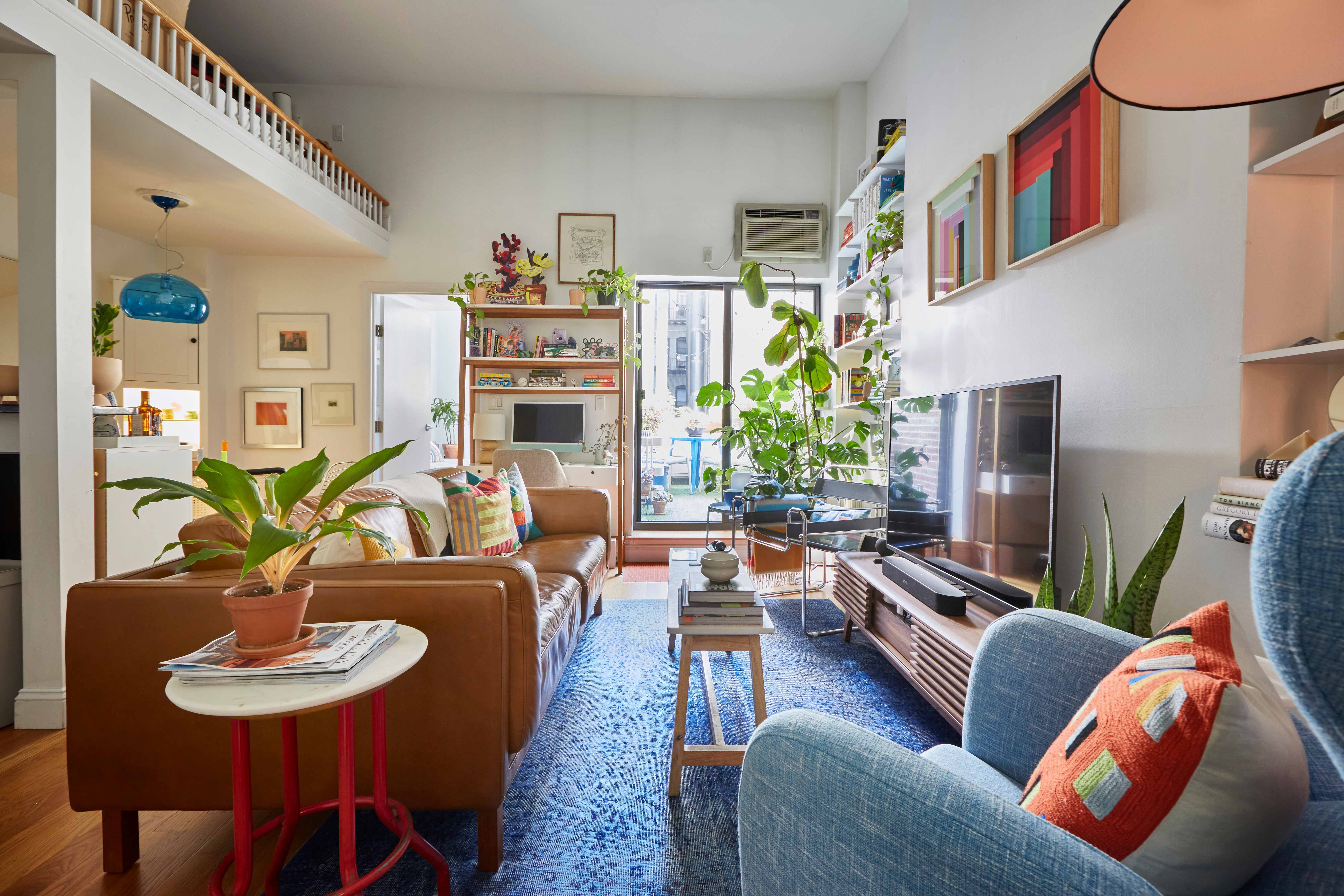 This Compact “Whisper-Quiet” Fan Keeps My Entire Apartment Cool (Perfect for Small Spaces!)