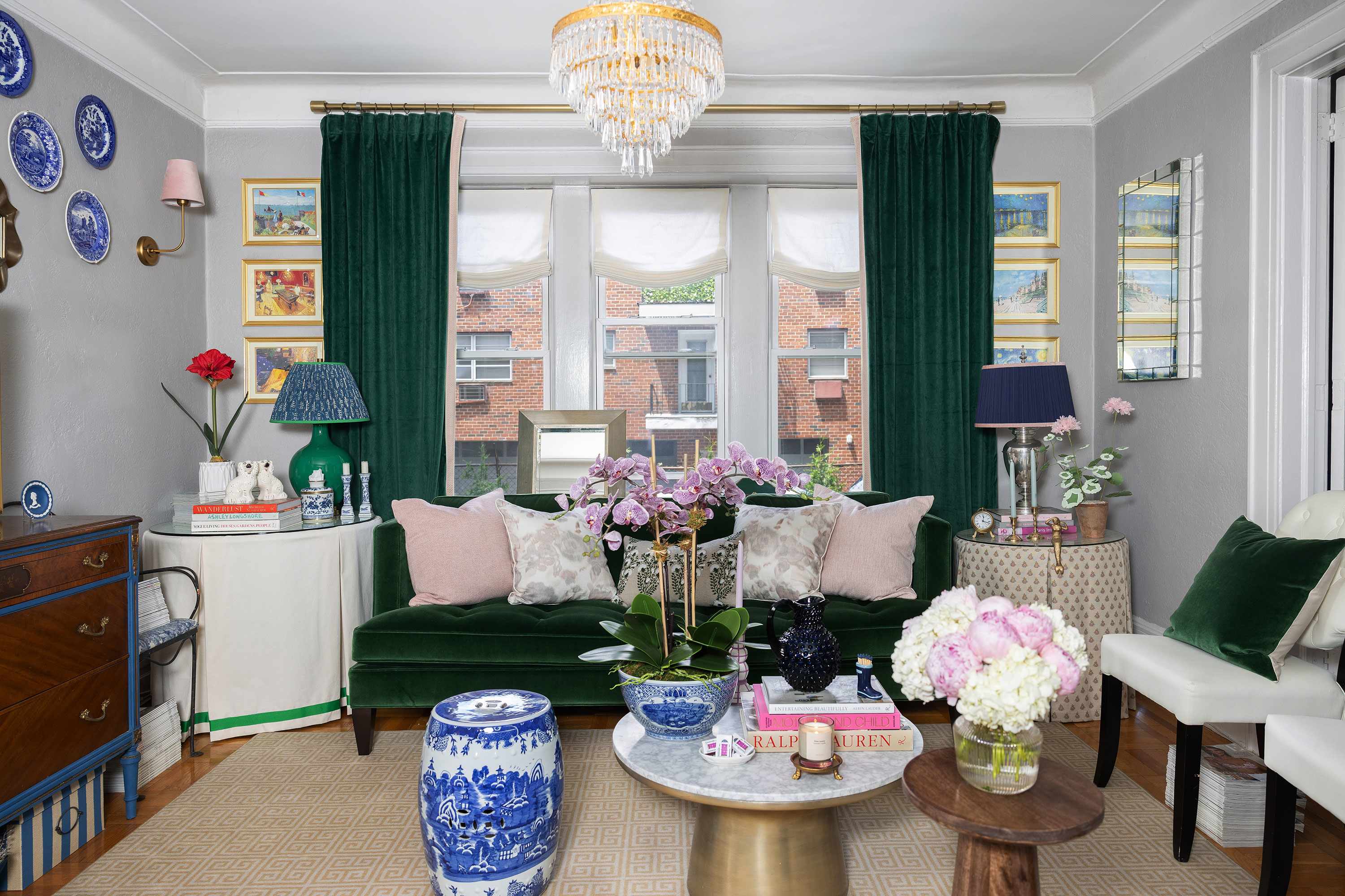 This Retro Accessory Is Everywhere This Spring — Here’s the One I’m Buying