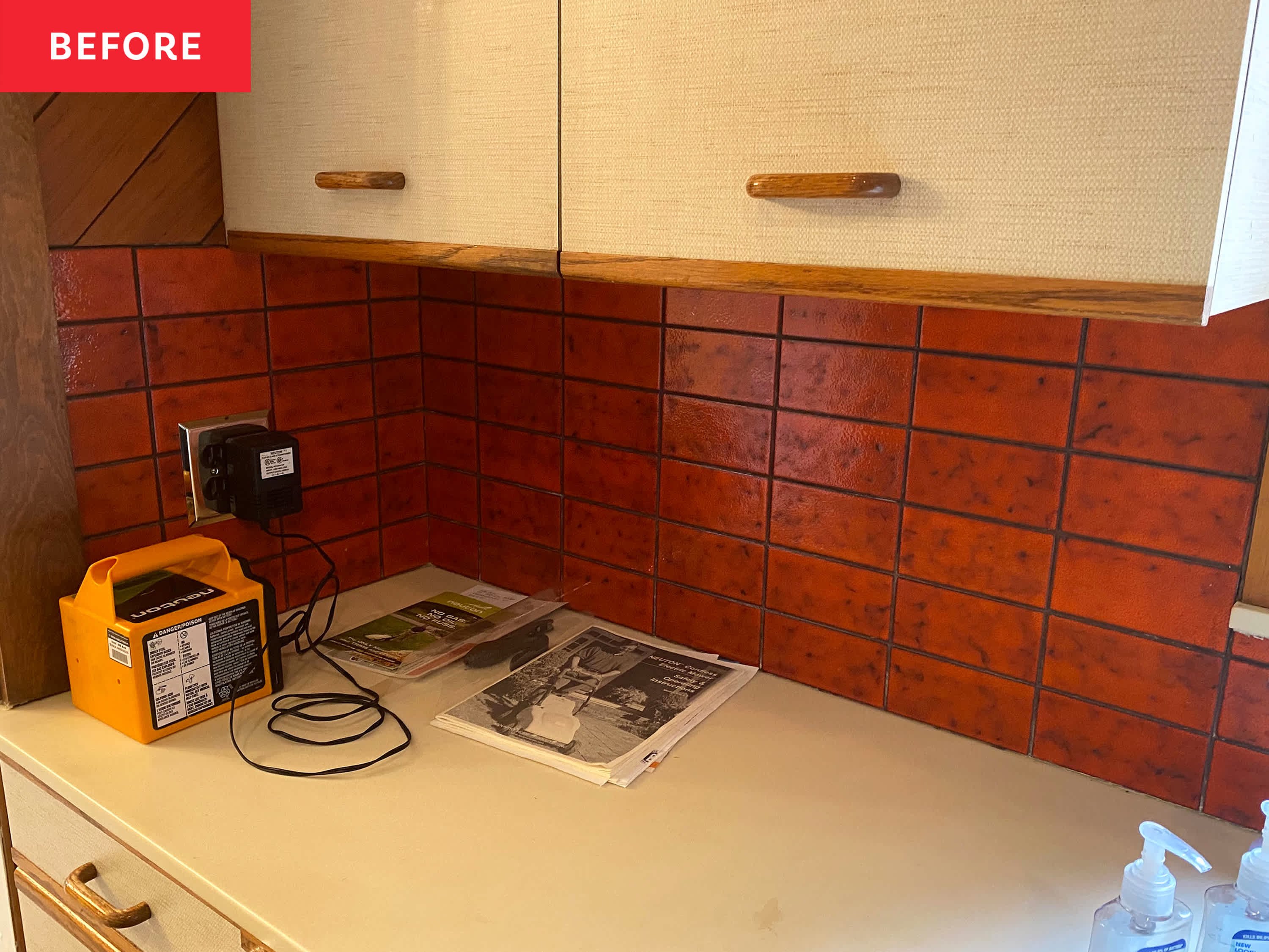 A Bland '70s Kitchen Became Warm and Modern After 1 Bold Design Choice