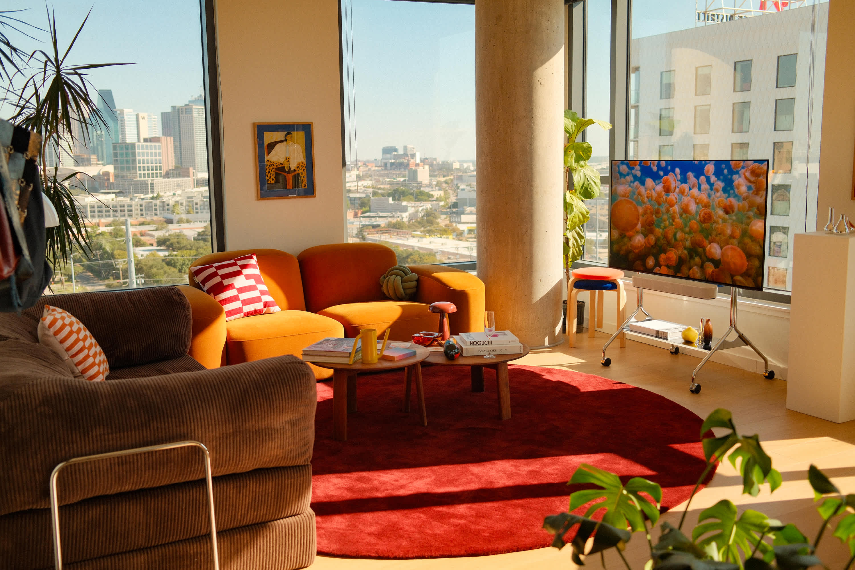 This High-Rise Dallas Apartment Has Skyline Views and Dream Home Vibes