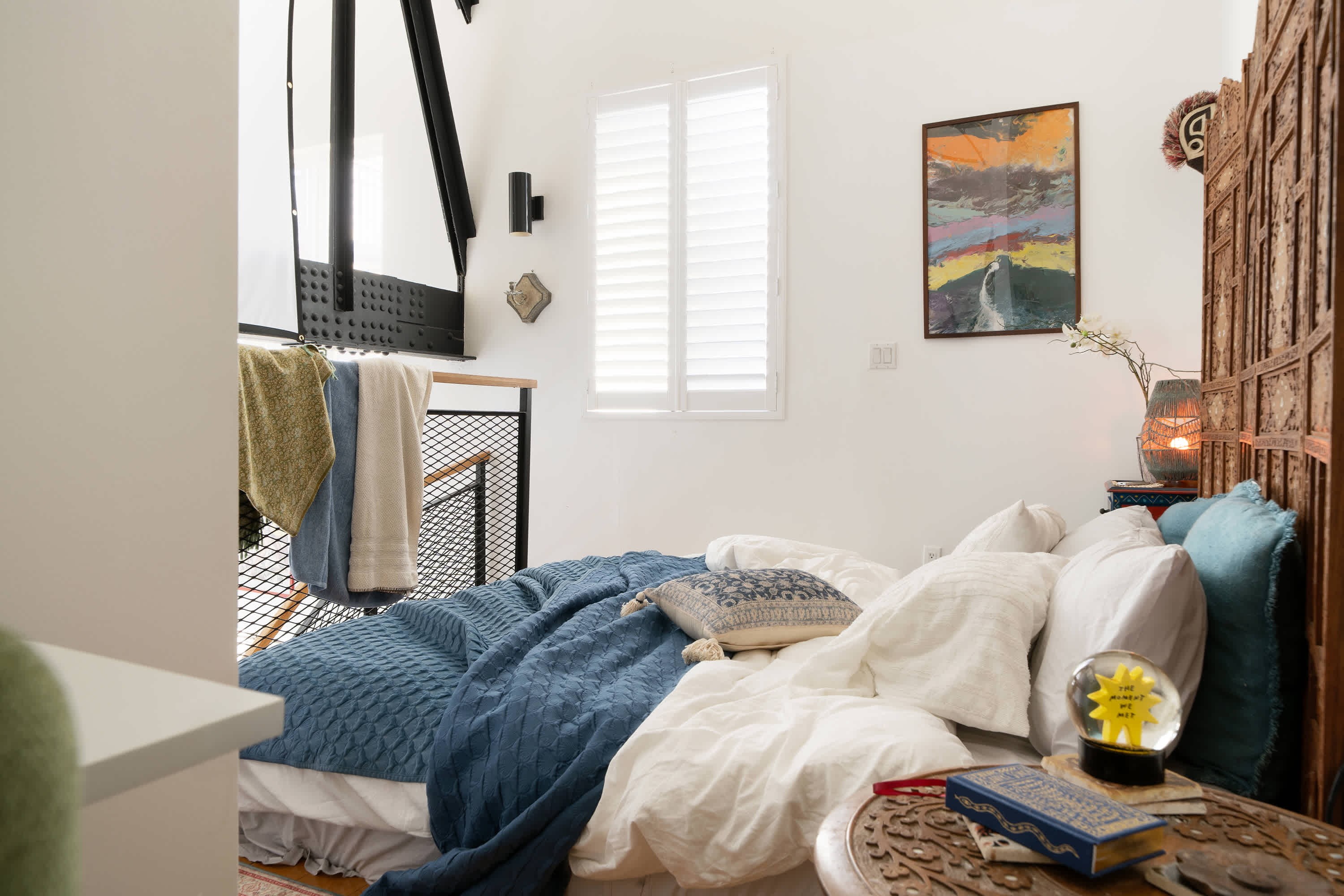 I Put This Grandmas Blanket Storage Trick to the Test, and It Was Brilliant